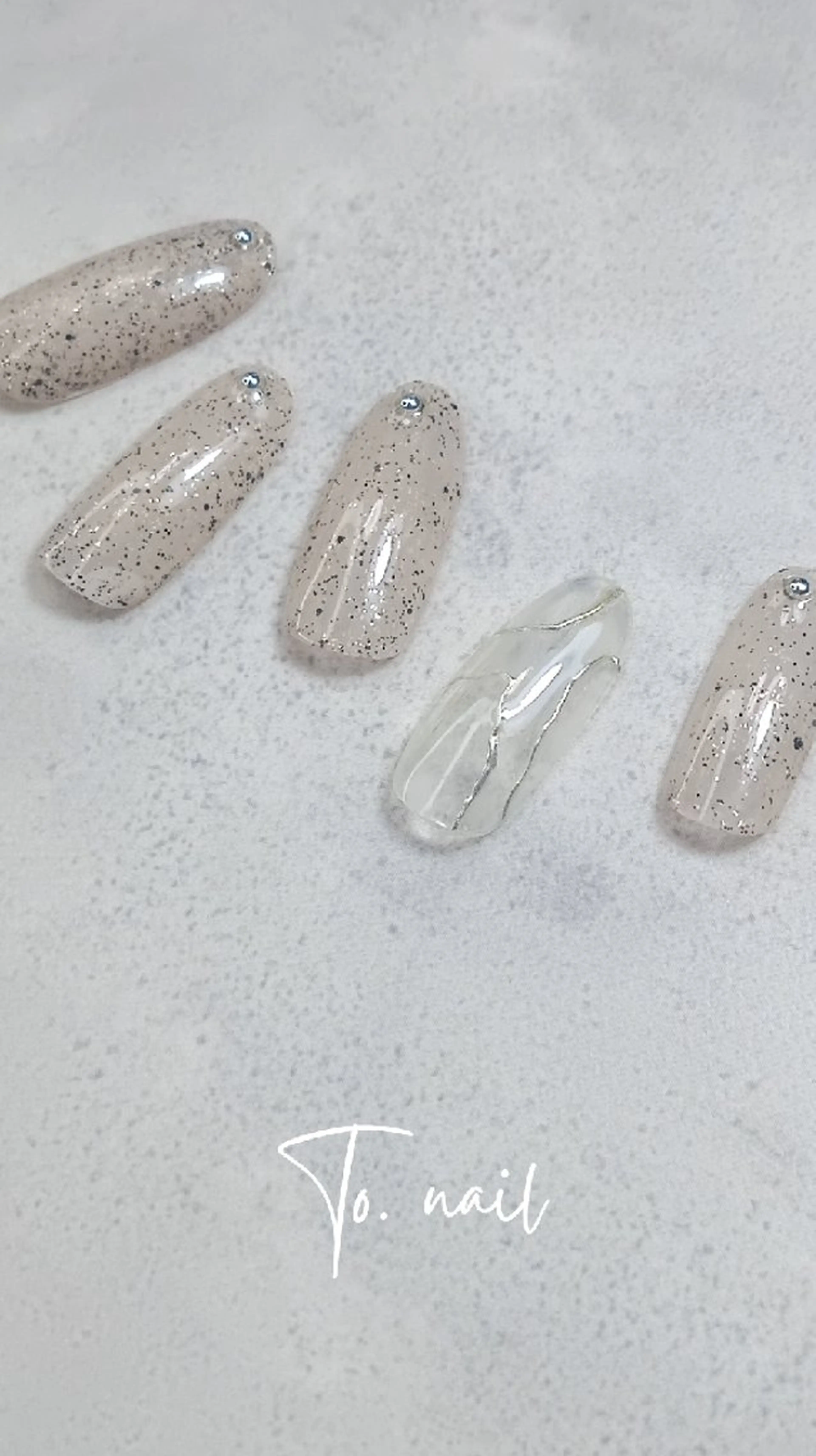 ネイル ハンドネイル To. nail （トゥ ネイル）のネイルデザイン