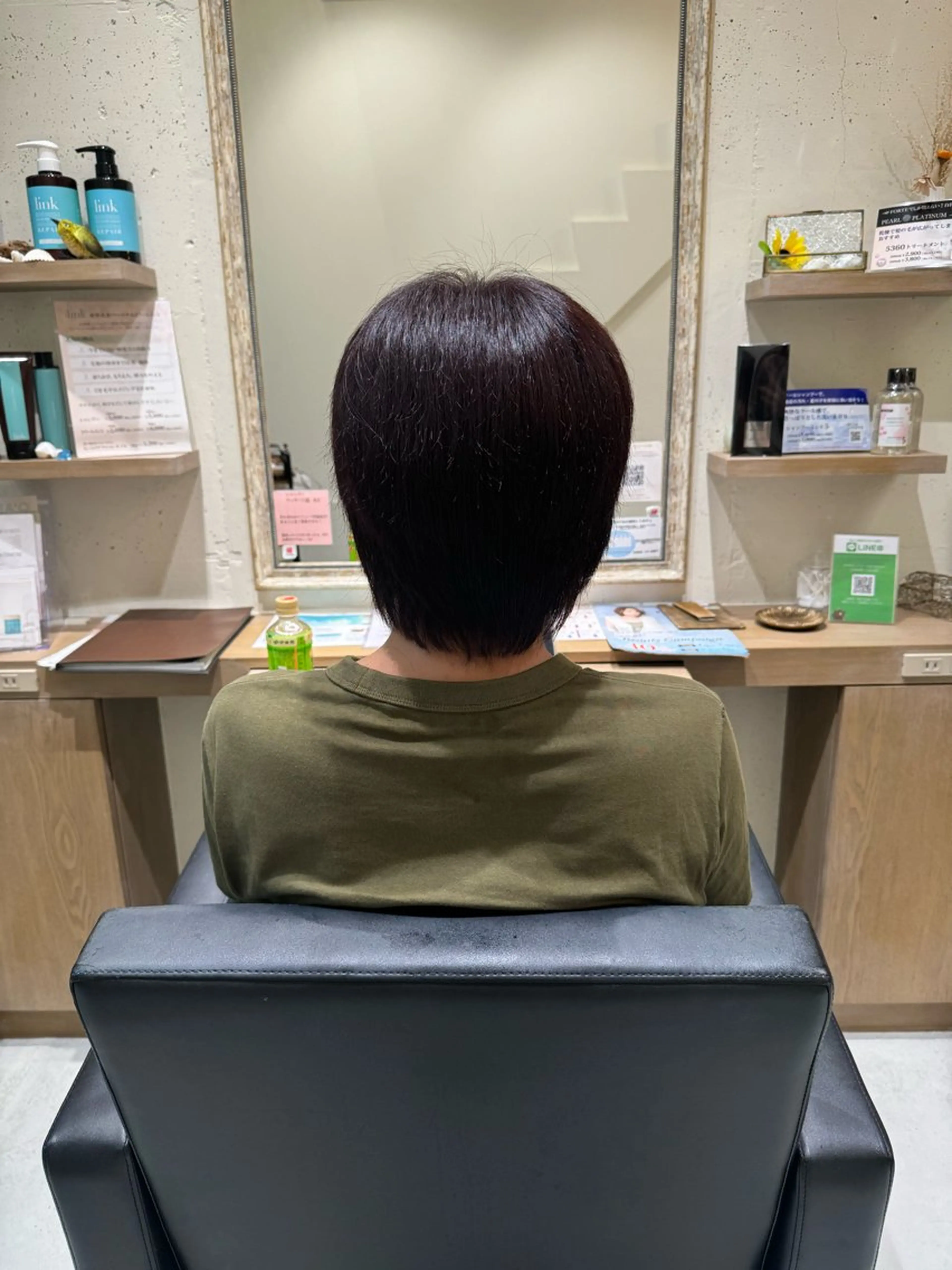 カラー ブラウンカラー ピンクカラー レイヤー/顔周り/透 明感カラー/うる艶のヘアスタイル