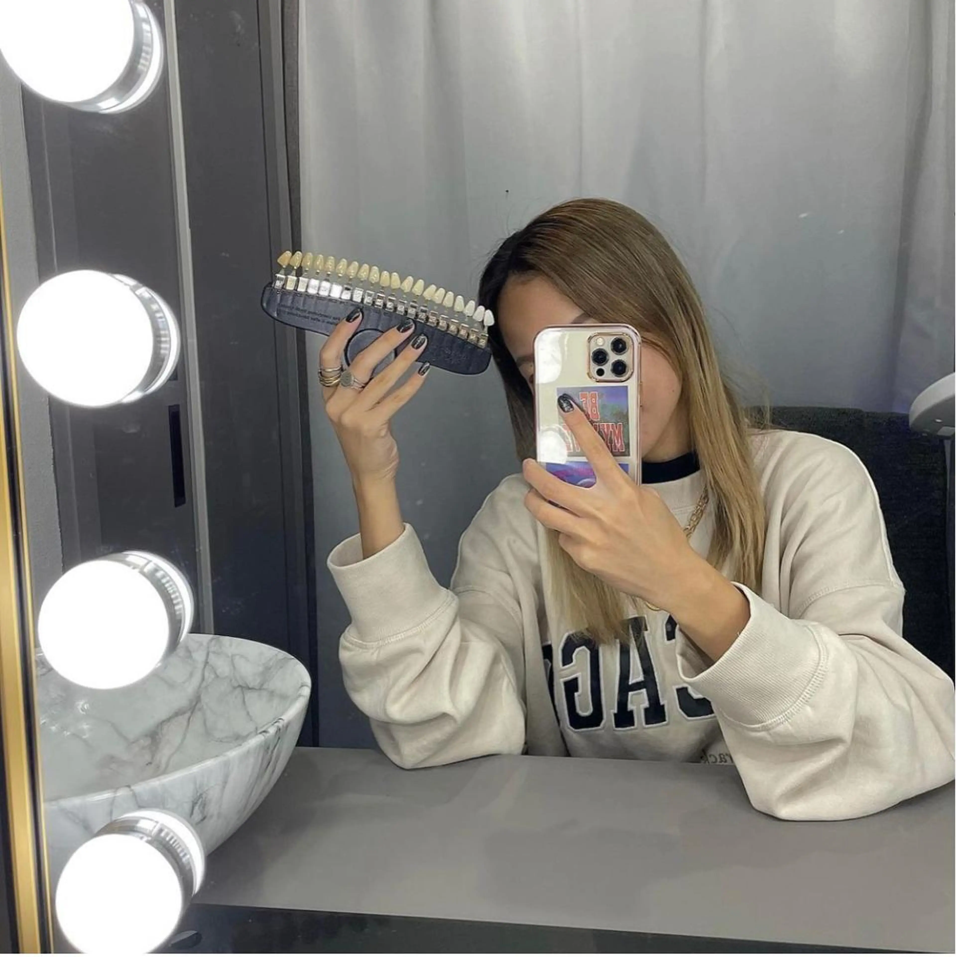 LAVISH nail salonのネイルデザイン