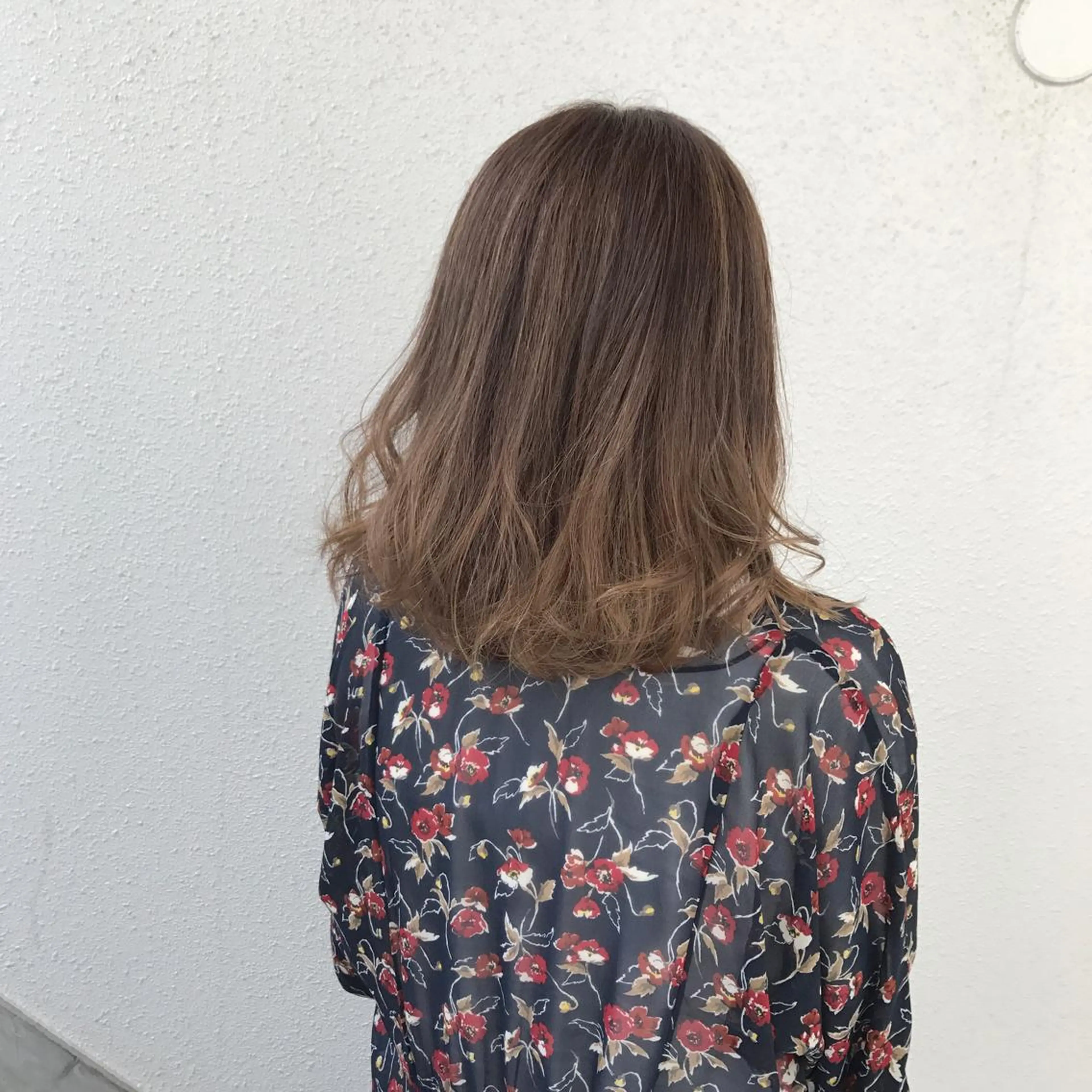 ミディアム カラー ベージュカラー ダブルカラー グラデーションカラー ハイライトカラー ハイライト インナーカラー/天神 ブリーチ/吉田のヘアスタイル