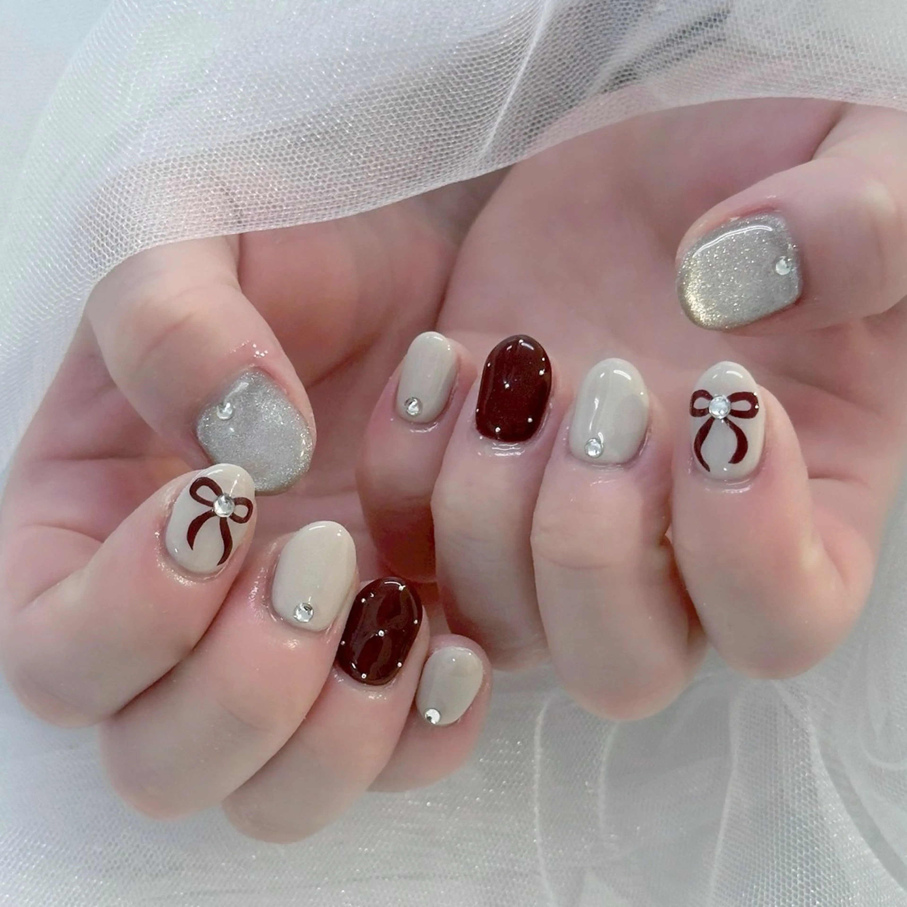 ネイル リボン ハンドネイル 中野駅徒歩1分 ミオのネイルデザイン