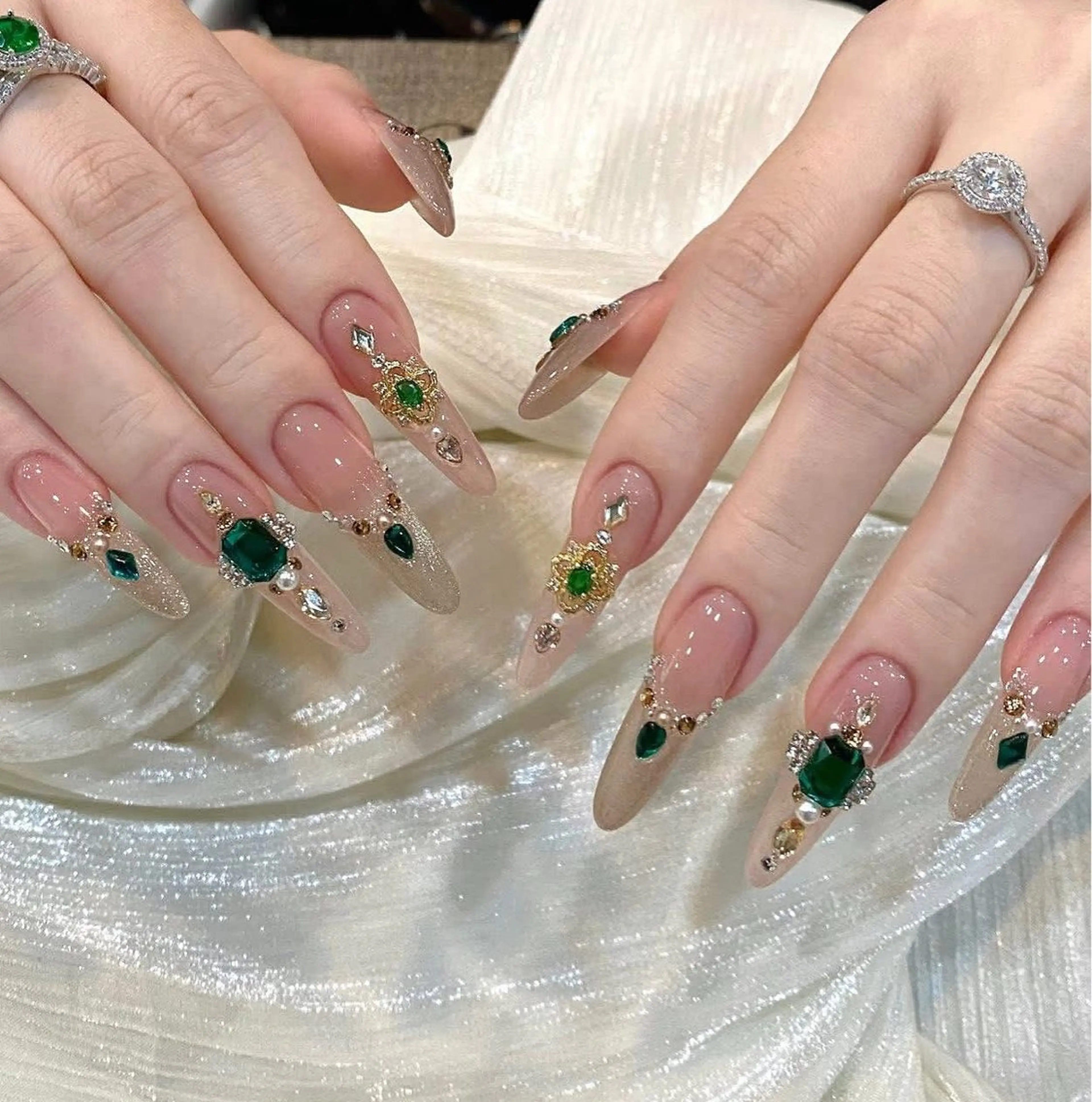 ネイル Thanh Hana Nailのネイルデザイン