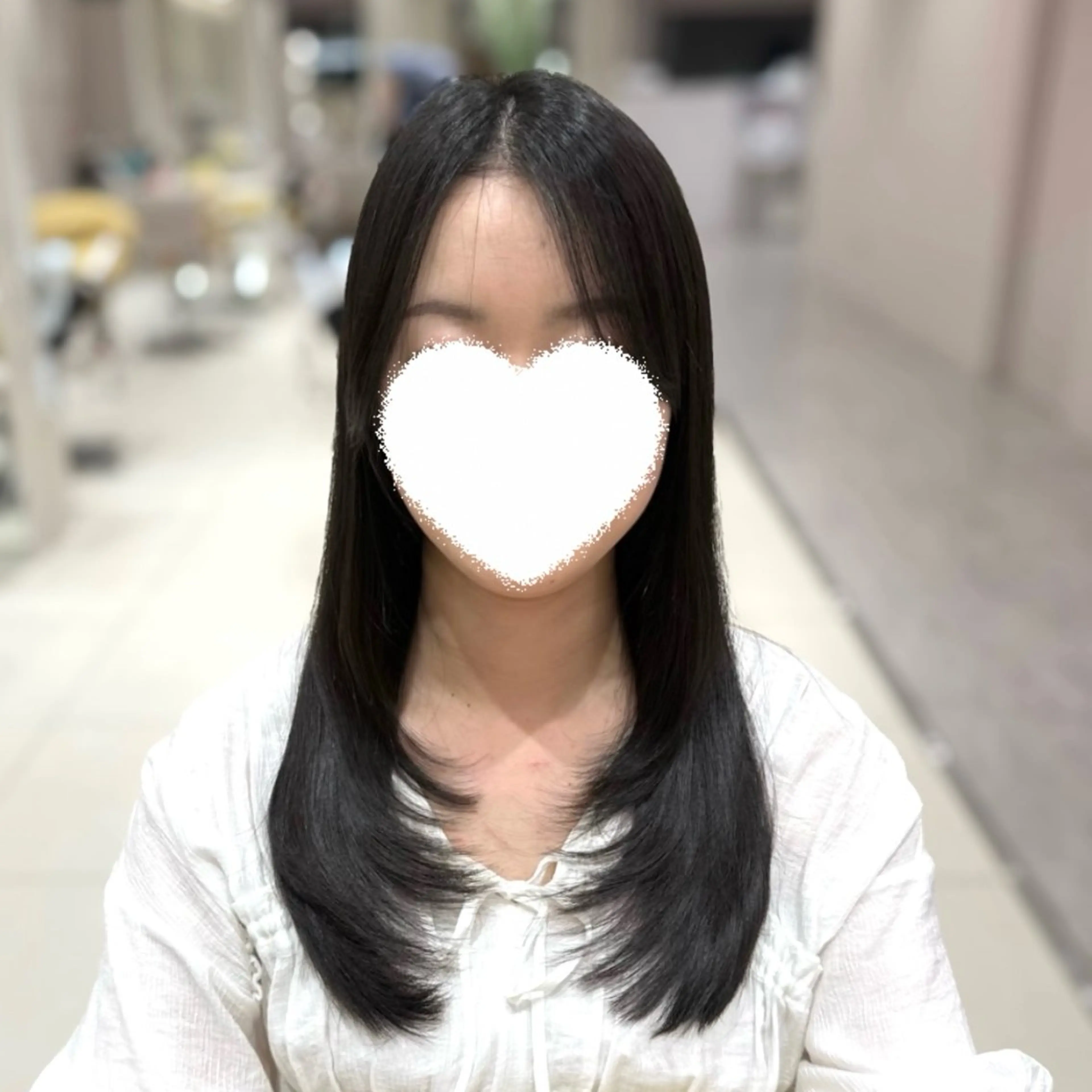 ロング カット ヘアカラー 縮毛矯正 トリートメント 内田 志乃のヘアスタイル