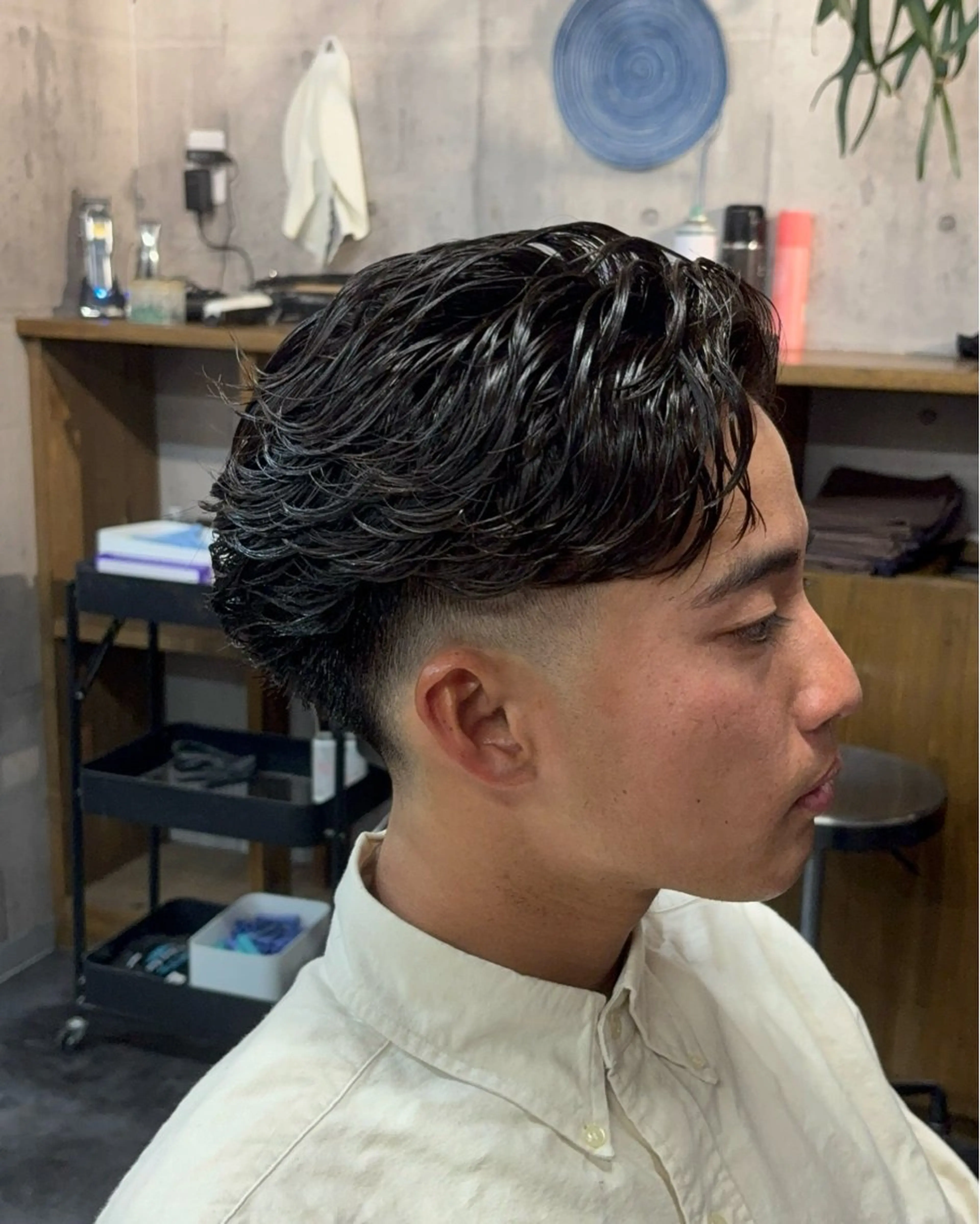 ショート Maison 心斎橋店所属・メンズ特化パーマ/ ハイトーンブリーチのヘアスタイル