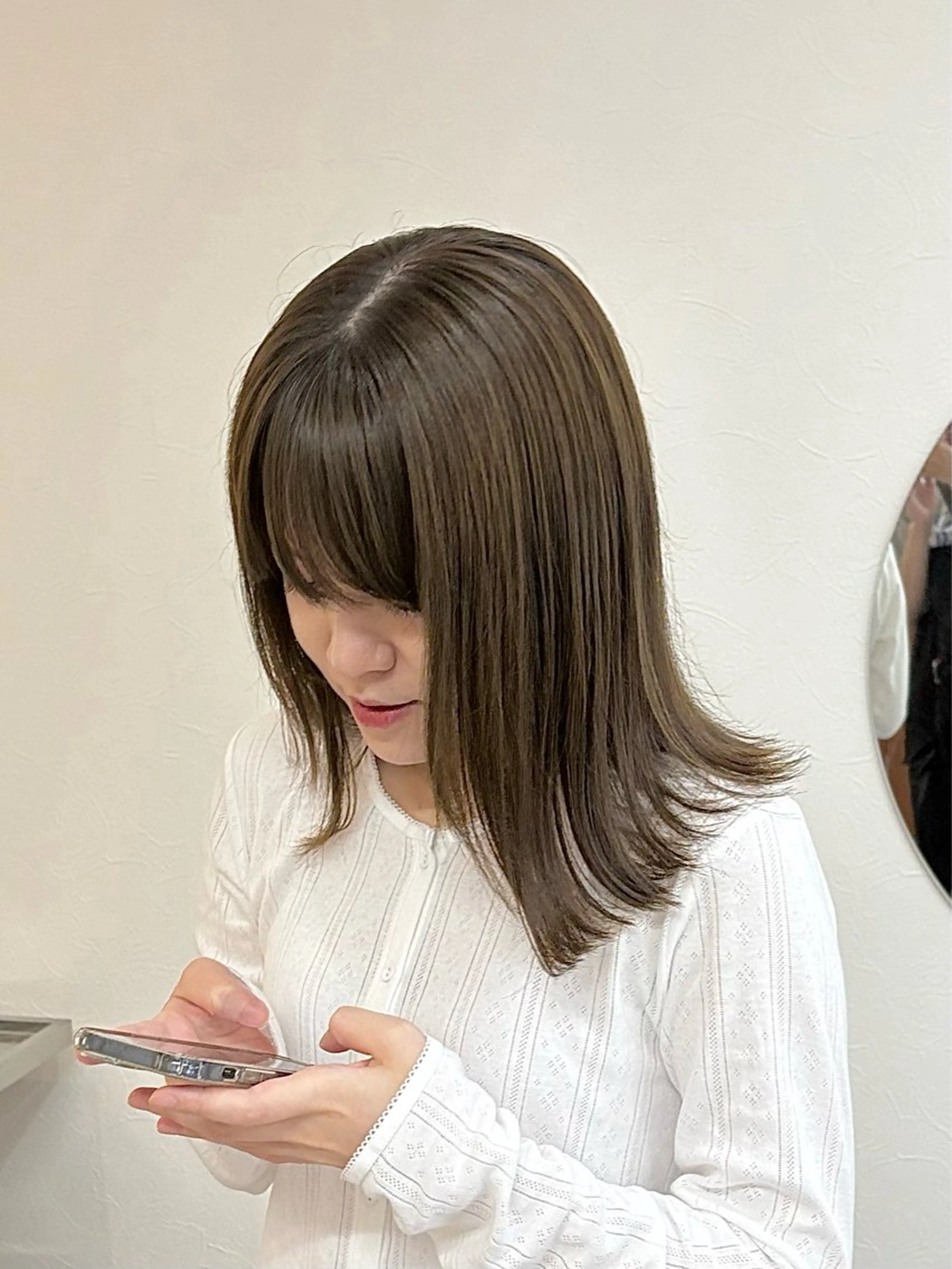 ミディアム カラー グレージュ オリーブグレージュ オリーブグレー ボブ カット ヘアカラー トリートメント ハル🌸柔色/ ブリーチなし/艶髪のヘアスタイル