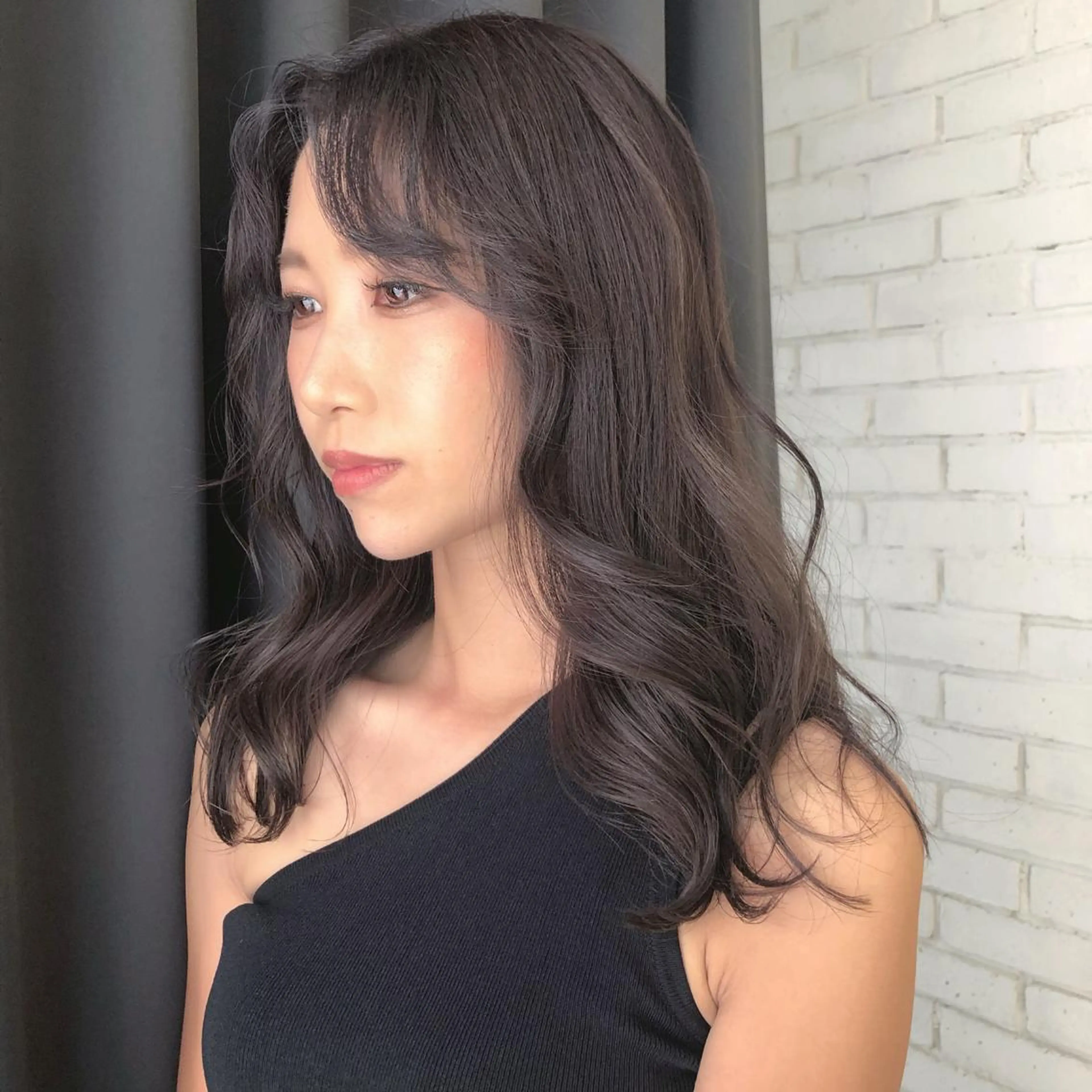 ロング カラー ORIKA 美容室のヘアスタイル
