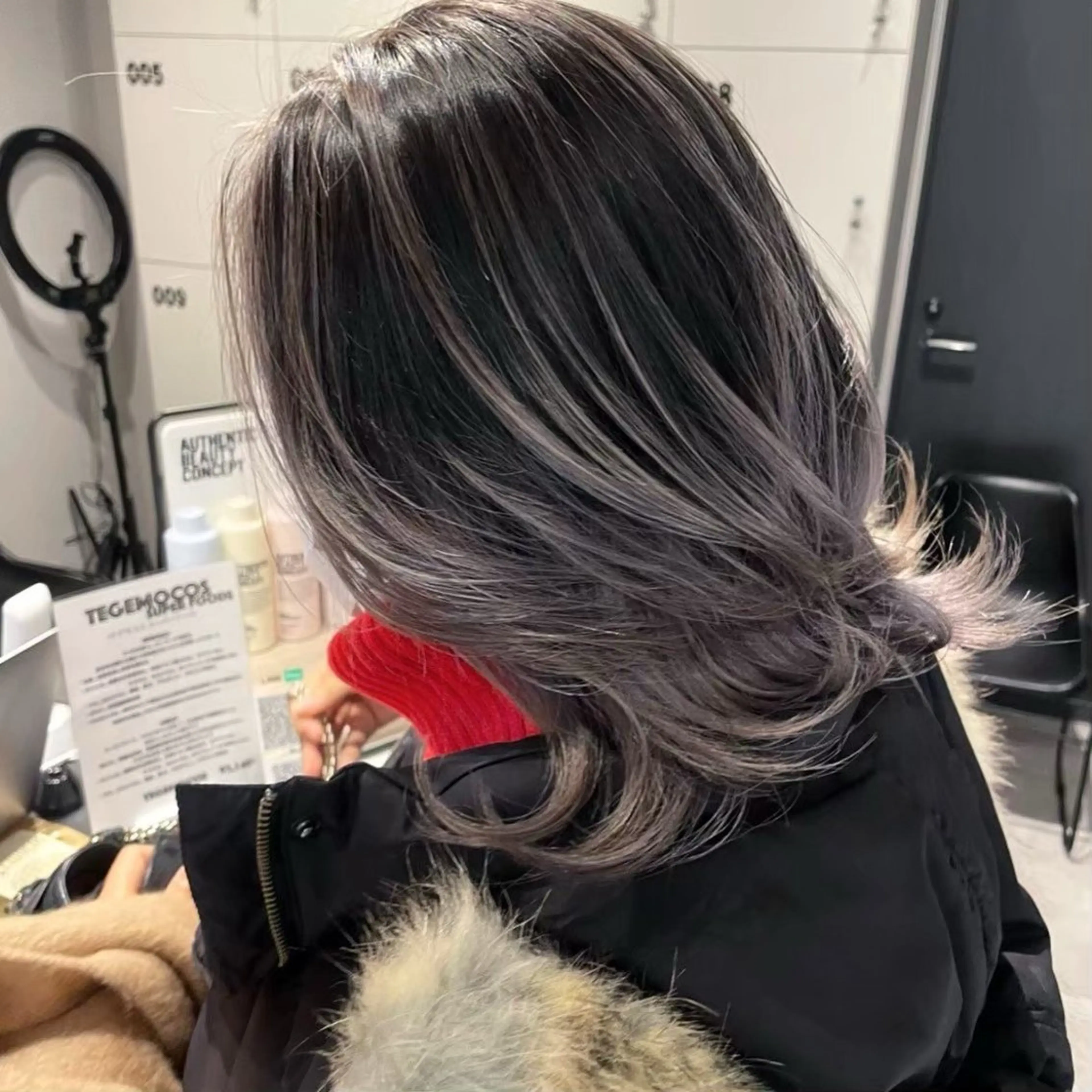 カラー 透明感カラー/レイヤ ーhinata.のヘアスタイル