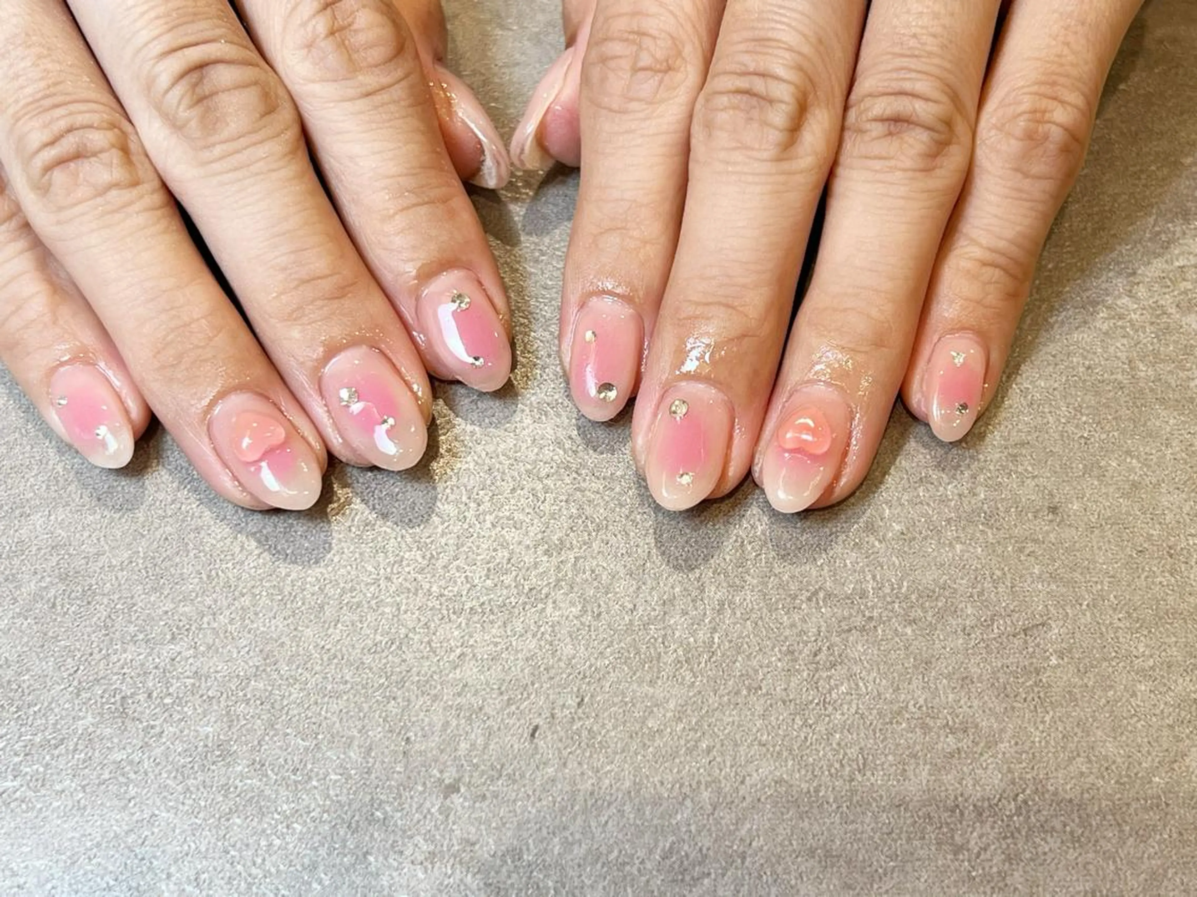 ネイル nailstudio ′ecole所属・nailstudio ′ecoleのネイルデザイン