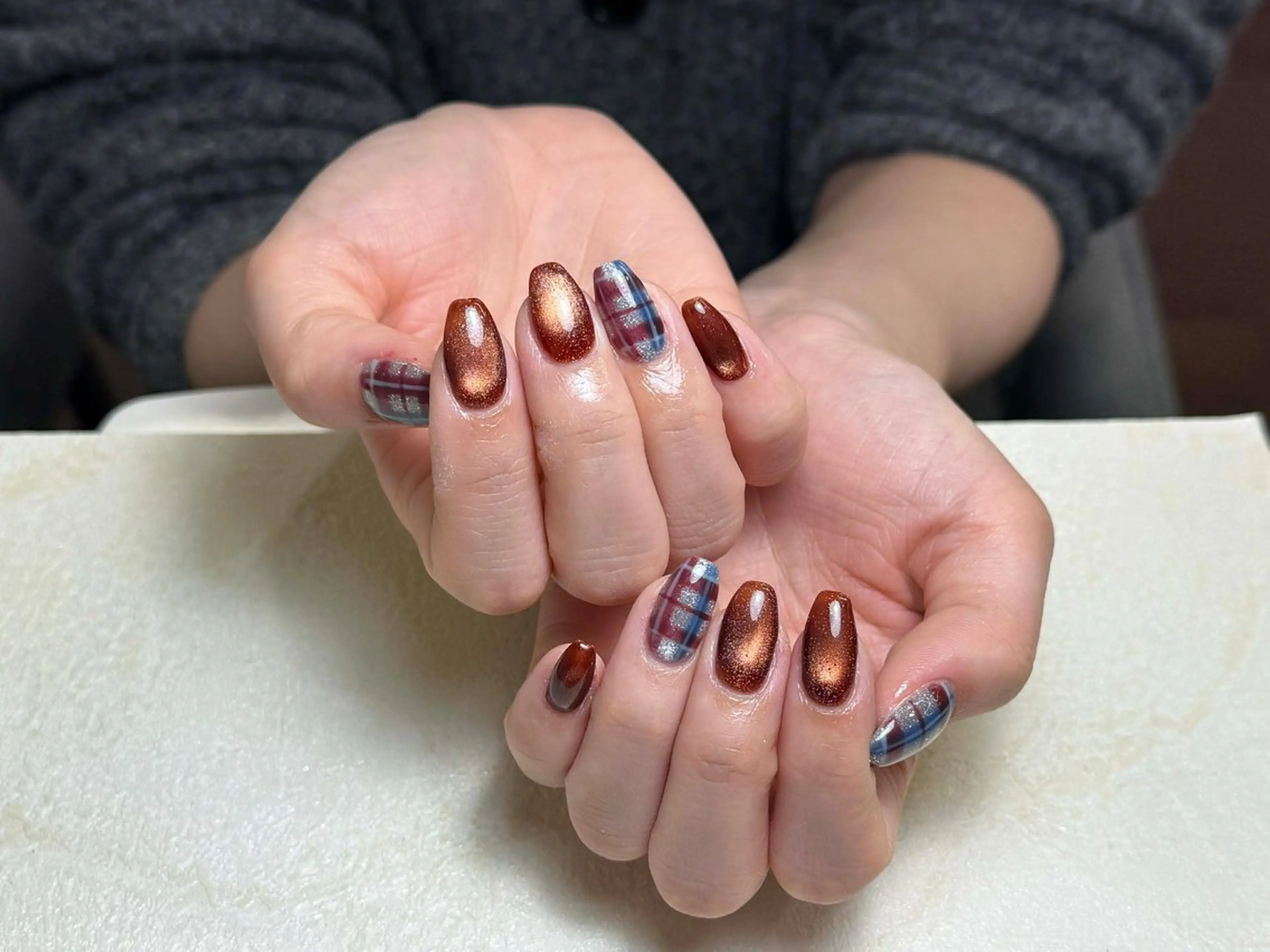 ネイル チークネイル 長さ出し フレンチネイル グラデーション キラキラネイル 中野駅から2分 MEO NAILのネイルデザイン