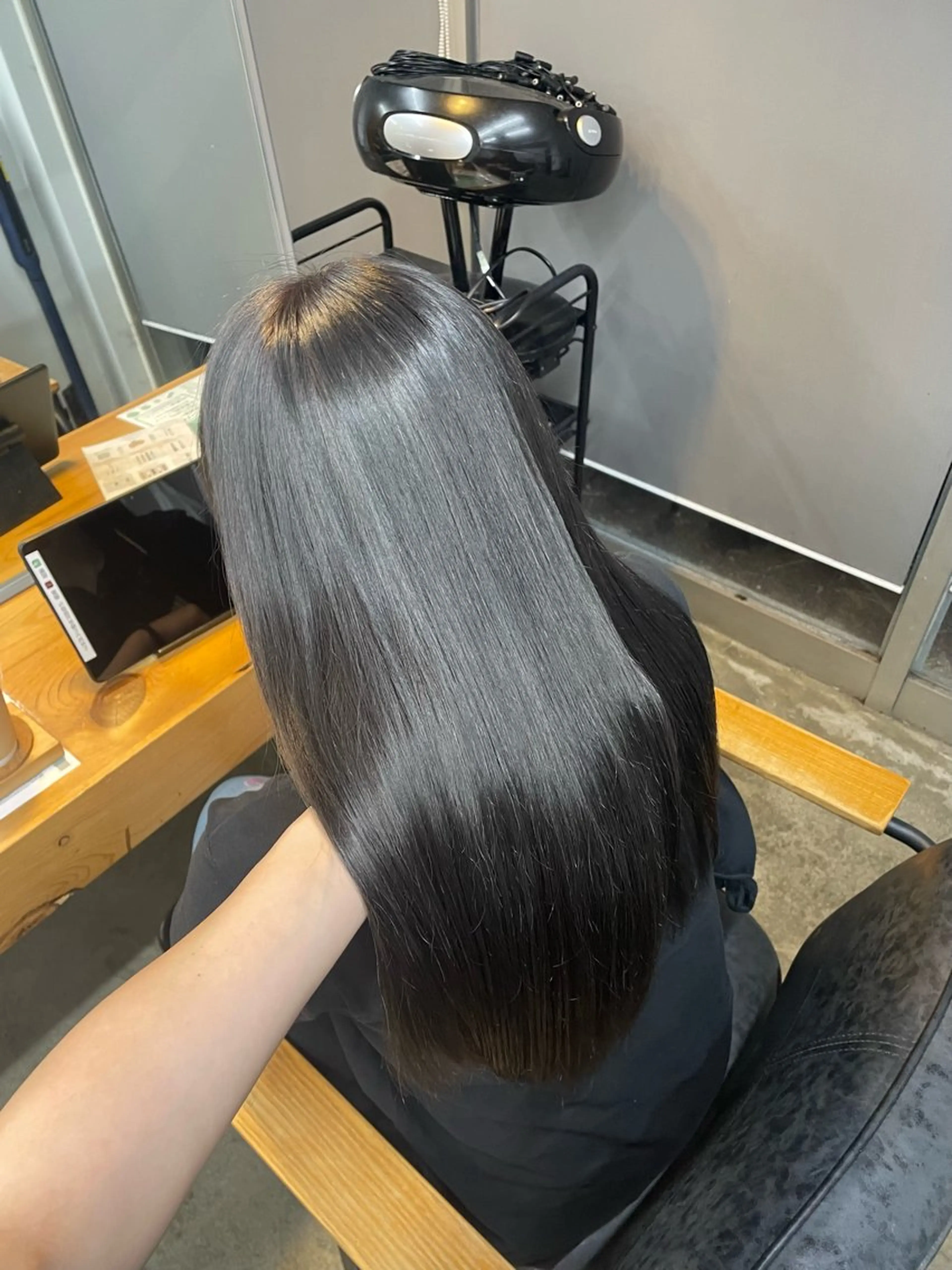 カラー ROCCOeast koyukiのヘアスタイル