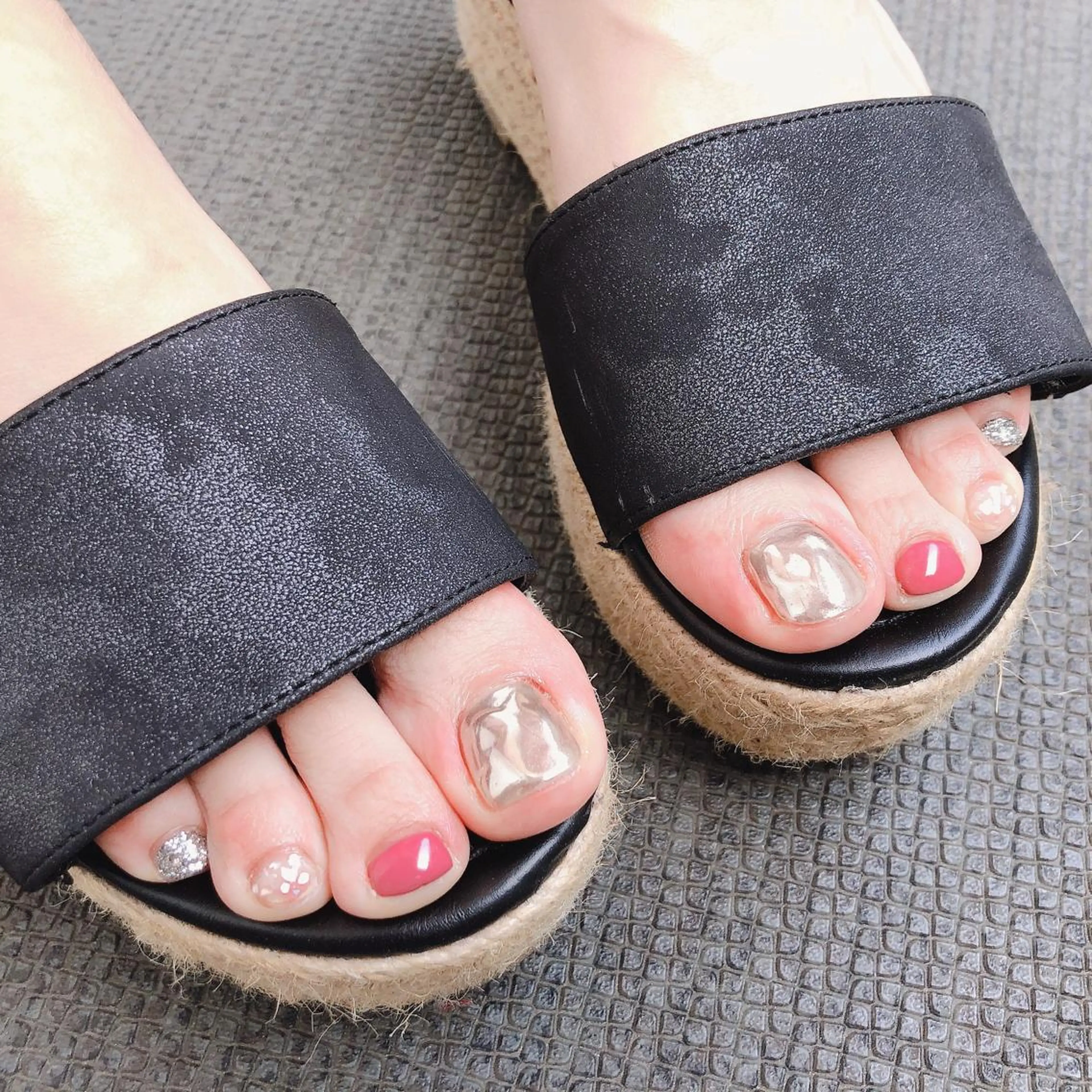 ネイル フットネイル Rio 𓍼のネイルデザイン