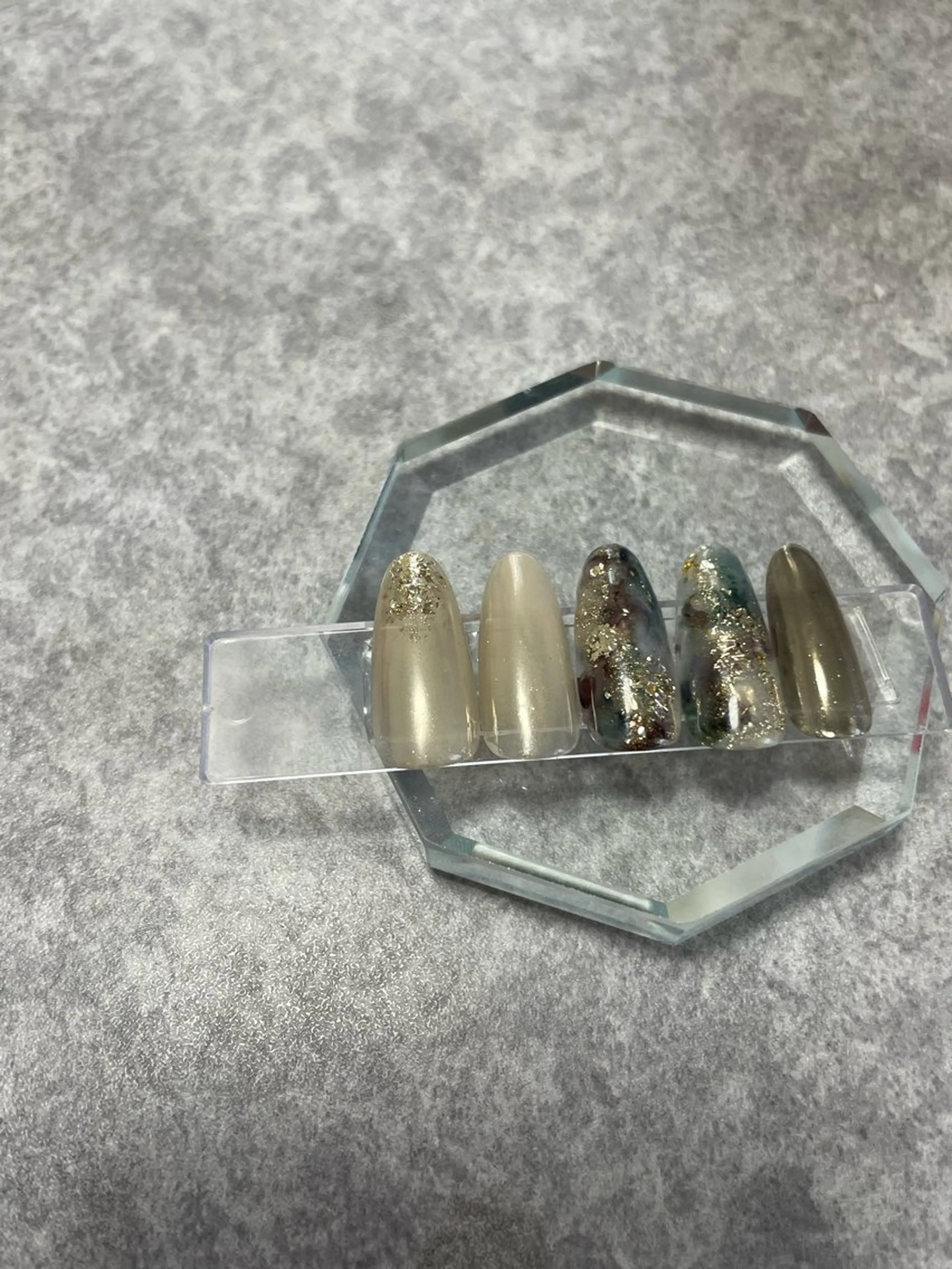 ネイル ハンドネイル 吉永 佑香のネイルデザイン