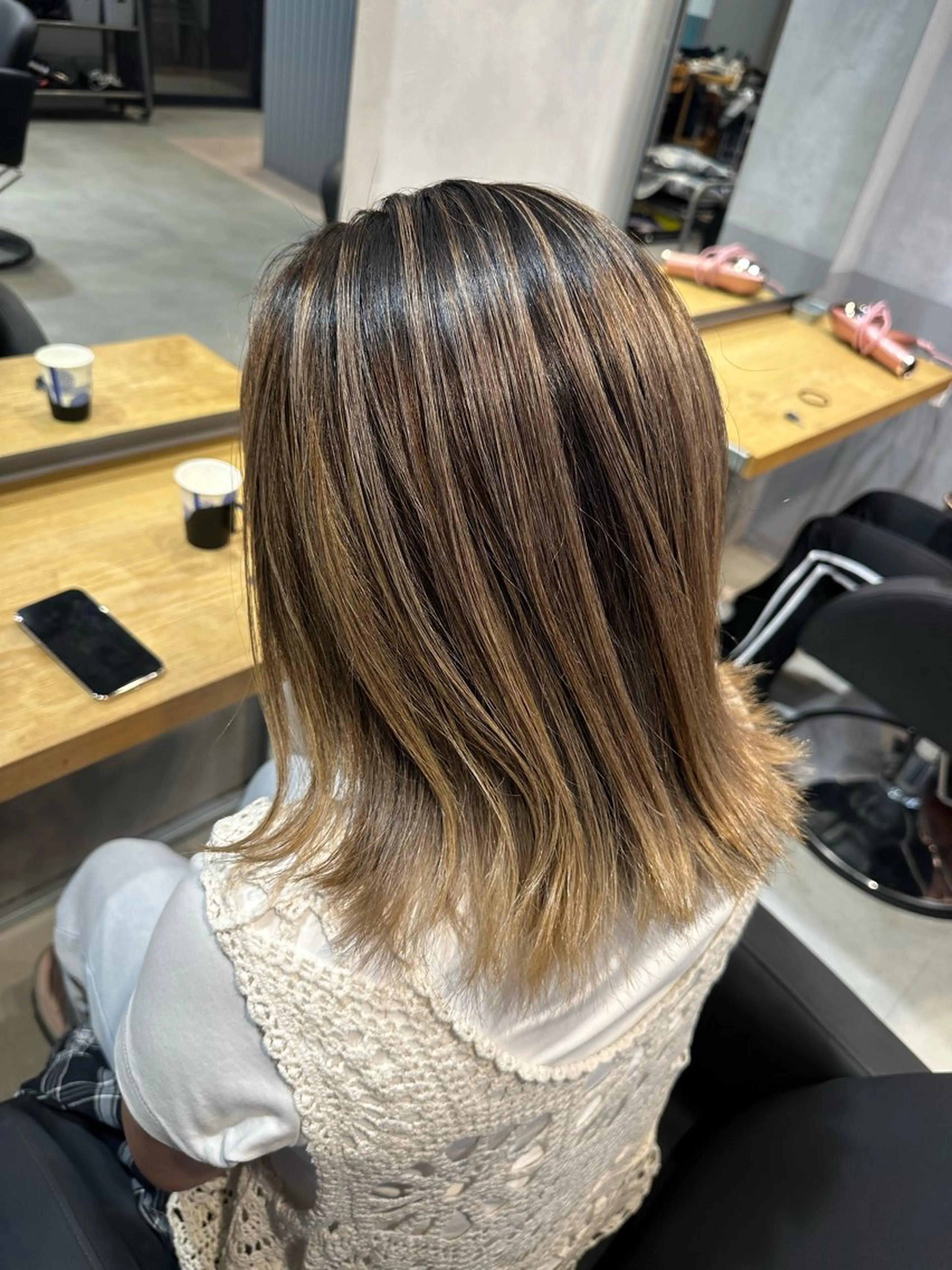 ミディアム カラー ヘアカラー トリートメント 💖ハイライト/ハイ トーン💖MIKIのヘアスタイル