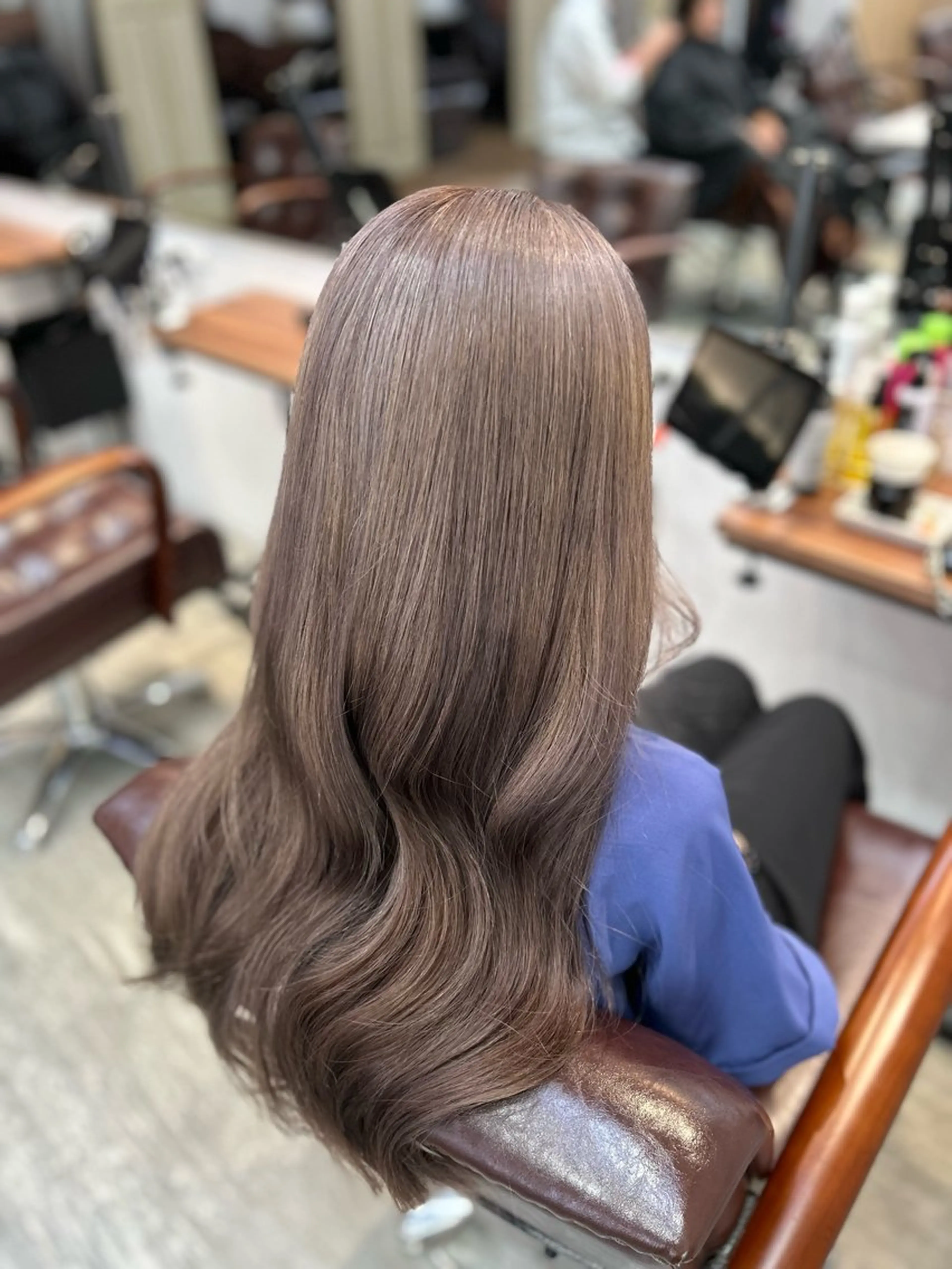 カラー カット ヘアカラー トリートメント 愛されハイトーン 🍓YURINAのヘアスタイル