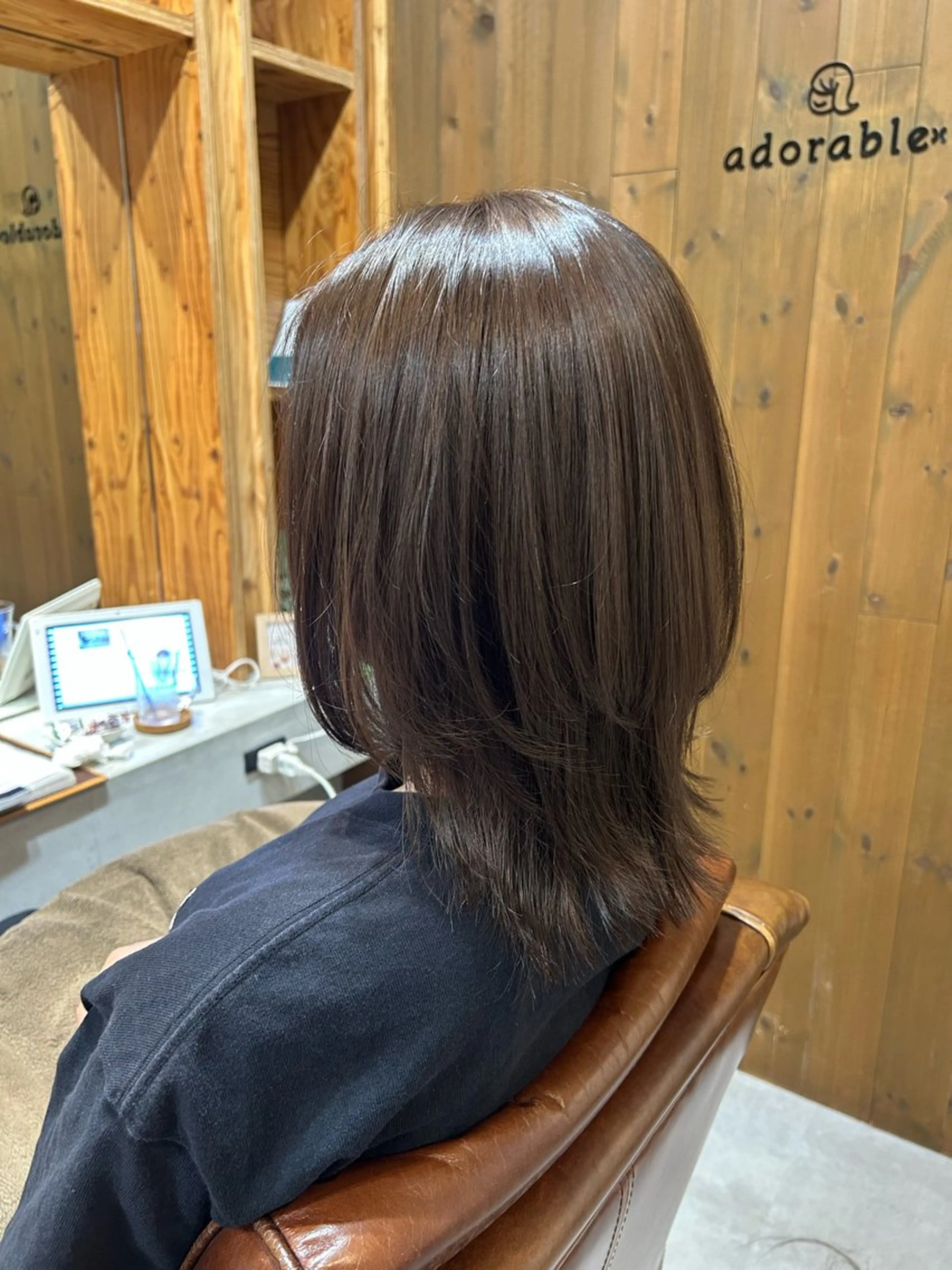 ミディアム レイヤーカット adorable駅南店所属・adorable 樋口円のヘアスタイル