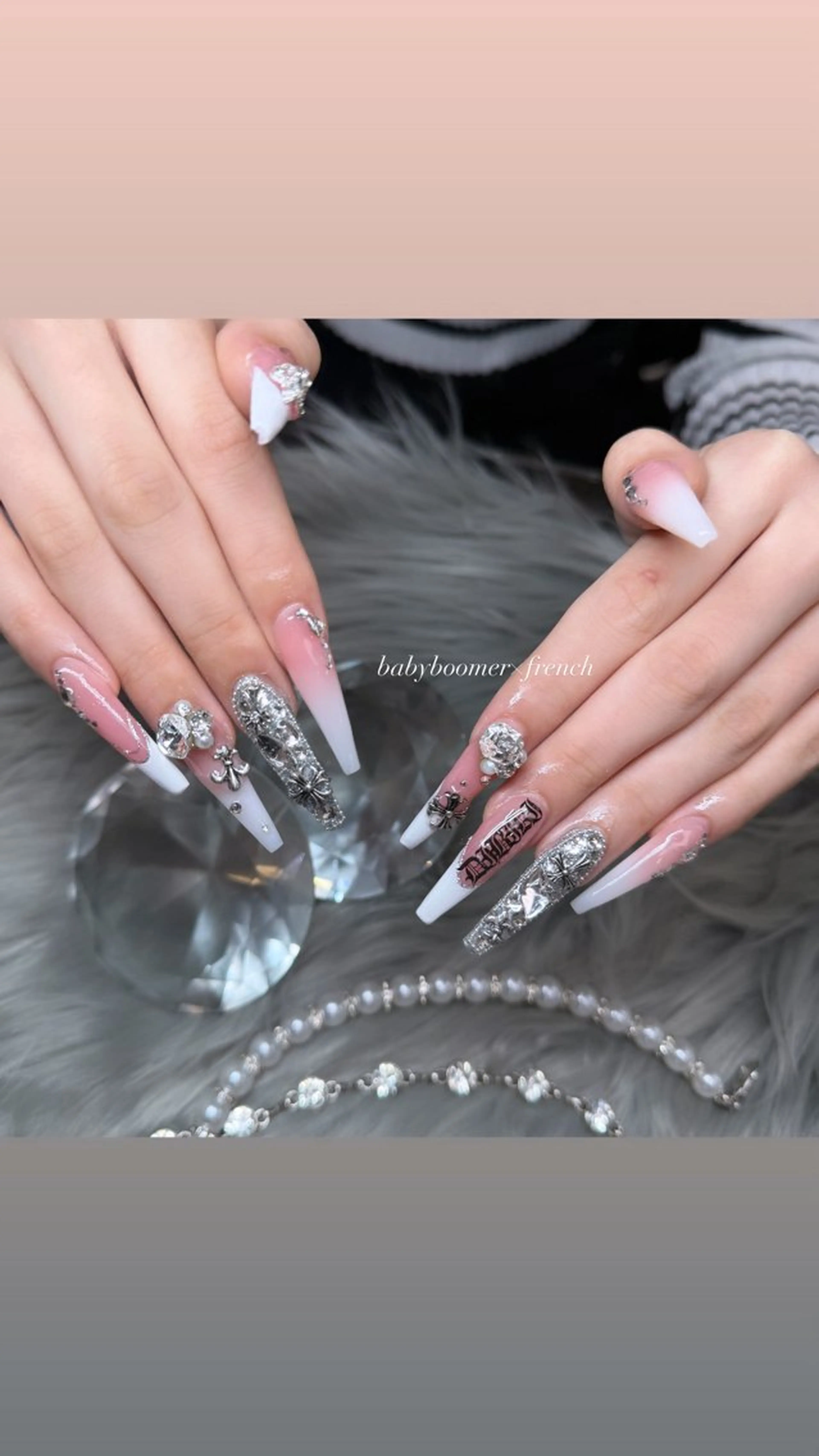 ネイル 加納 莉音のネイルデザイン