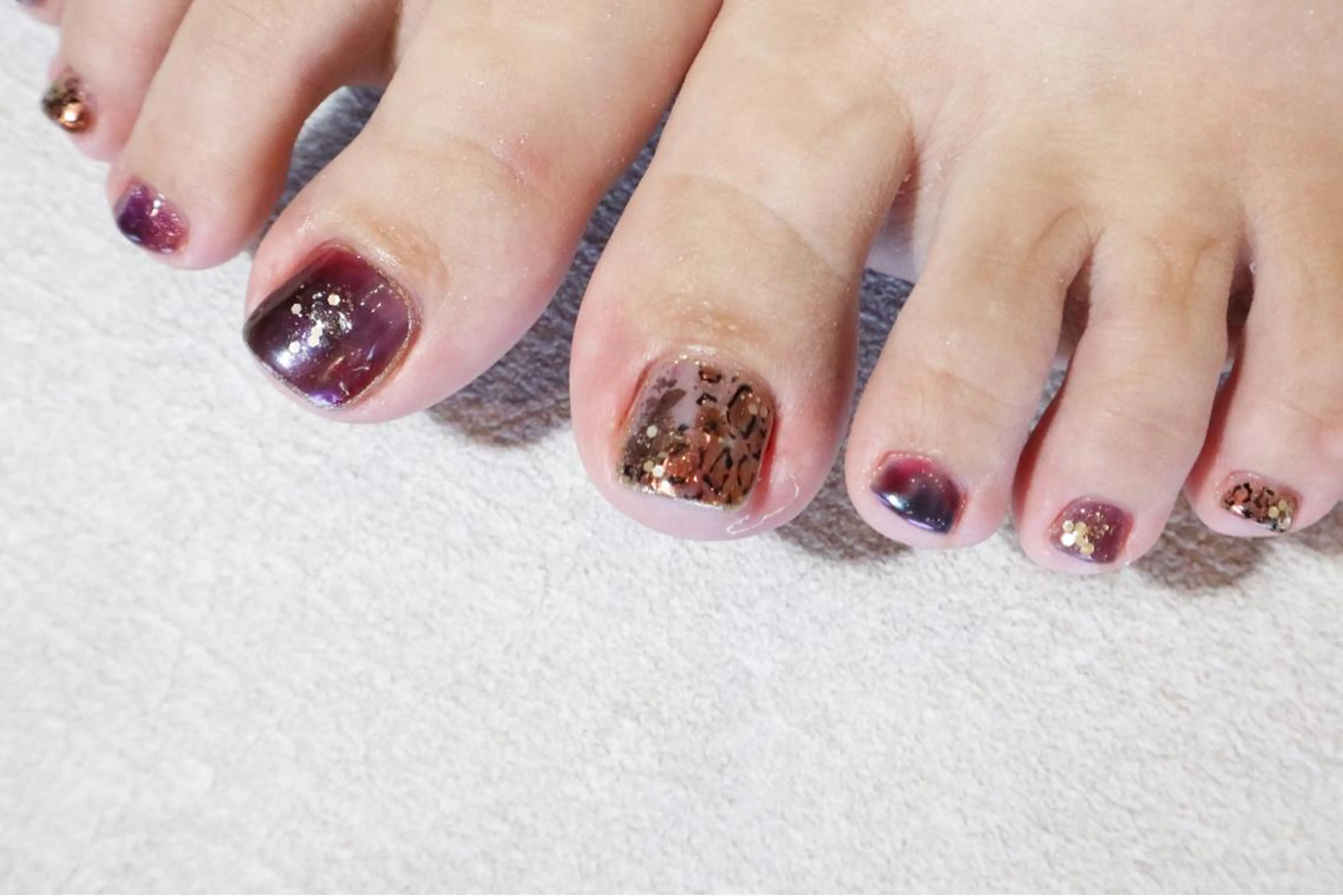 ネイル フットネイル 小河 仁美のネイルデザイン