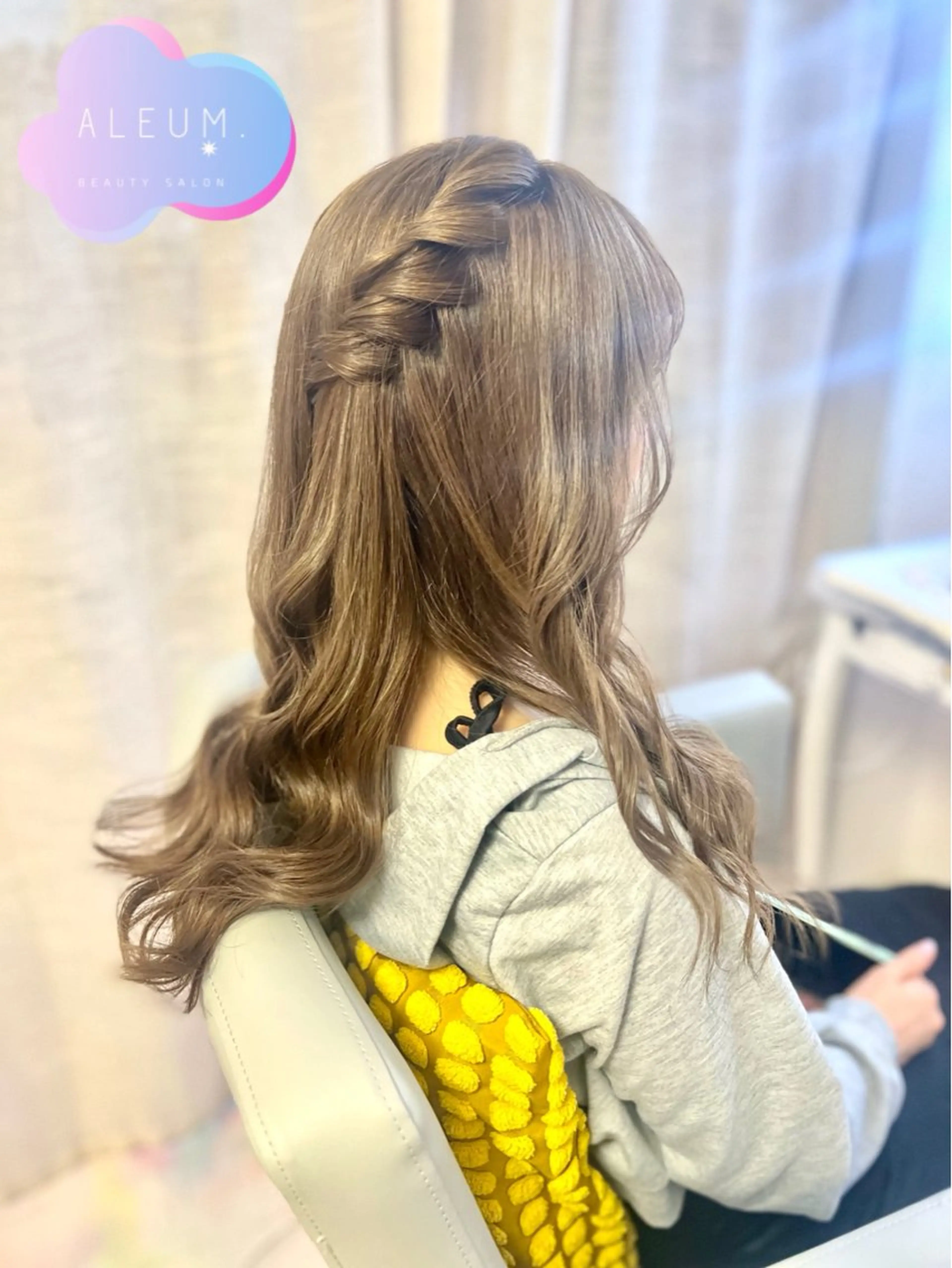 ヘアアレンジ ハーフアップ 🌈ALEUM.🌈 アルムのマツエク・マツパデザイン