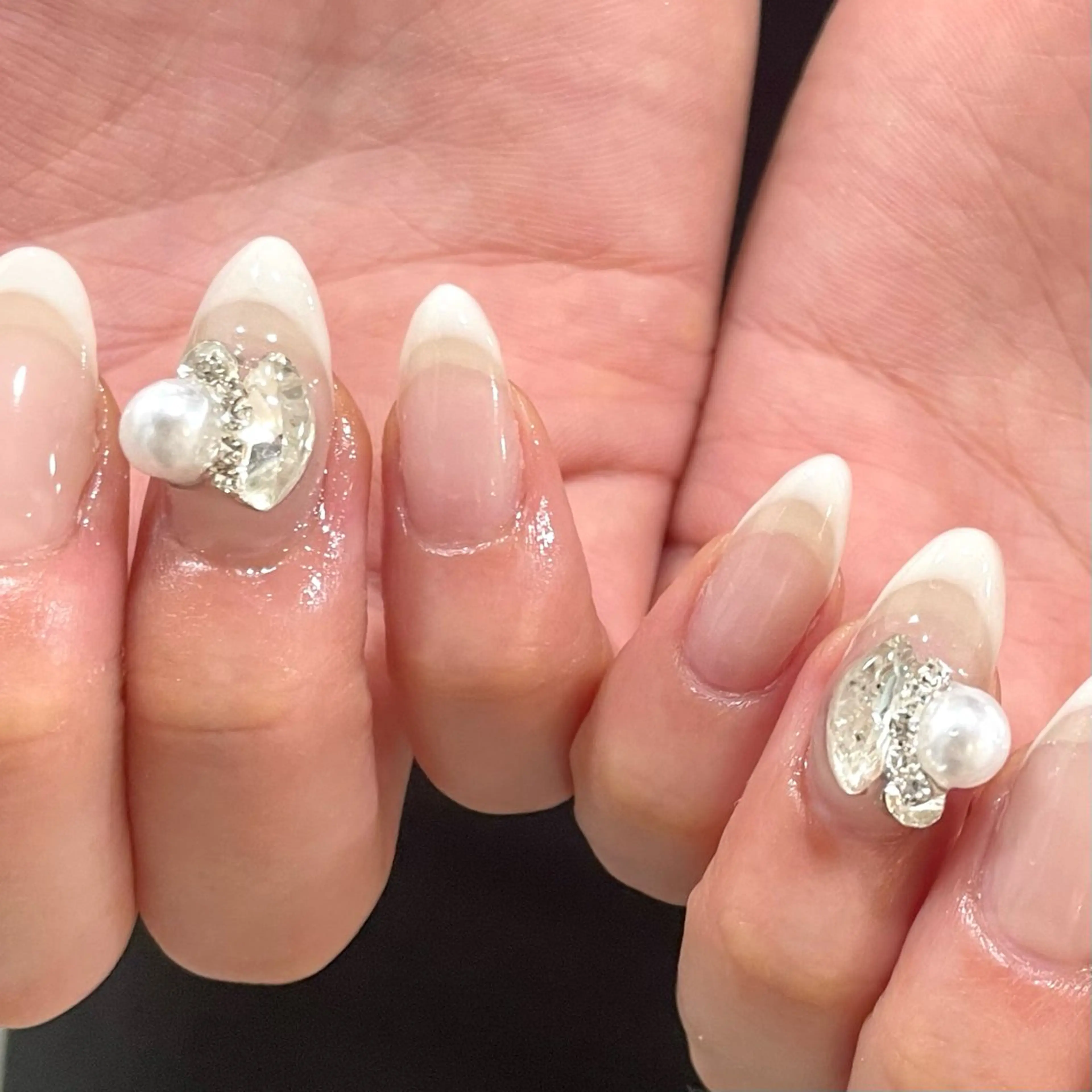 ネイル フレンチネイル ホワイト ハンドネイル 🤍One MISAKI🤍のネイルデザイン