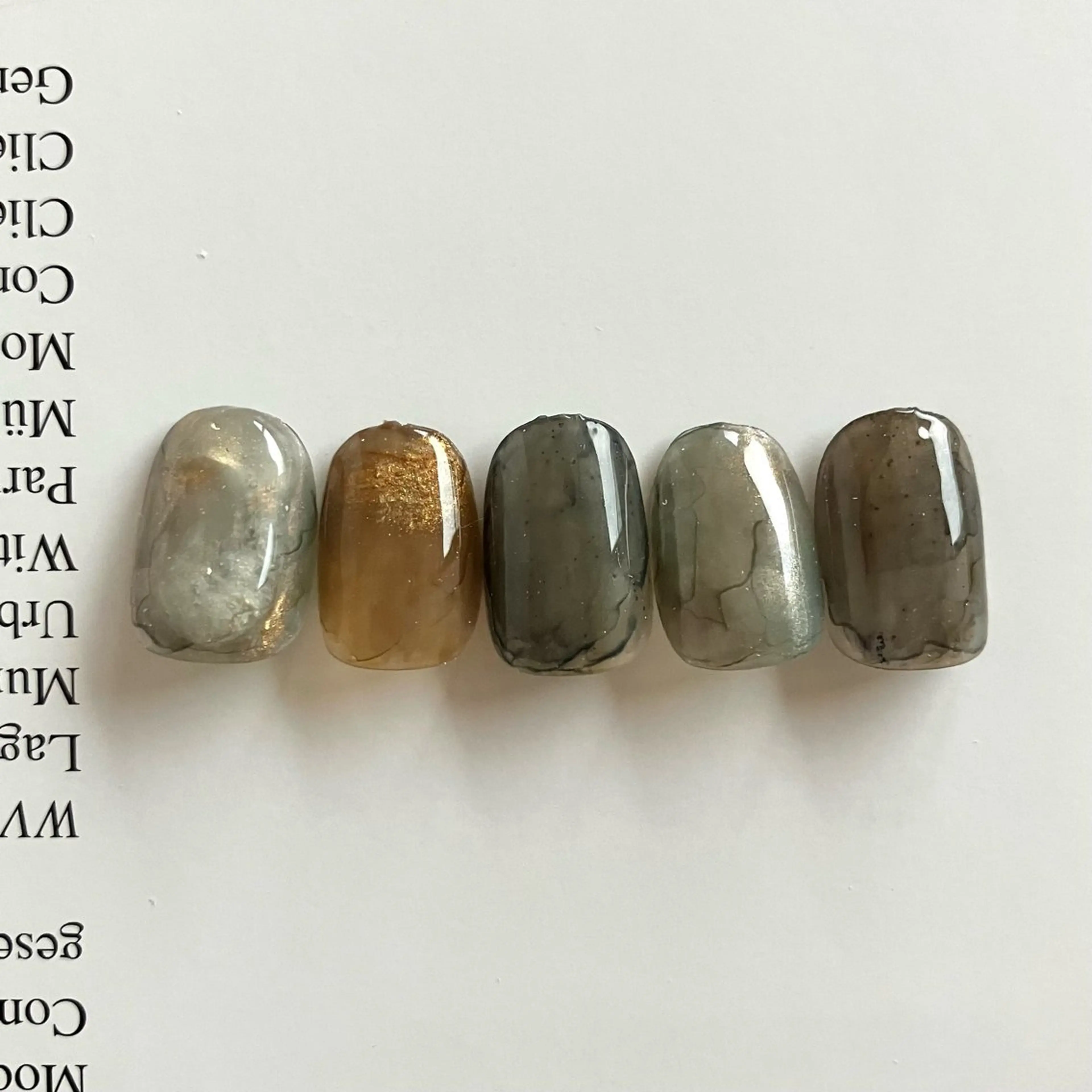 ネイル 丹(TAN.) akariのネイルデザイン