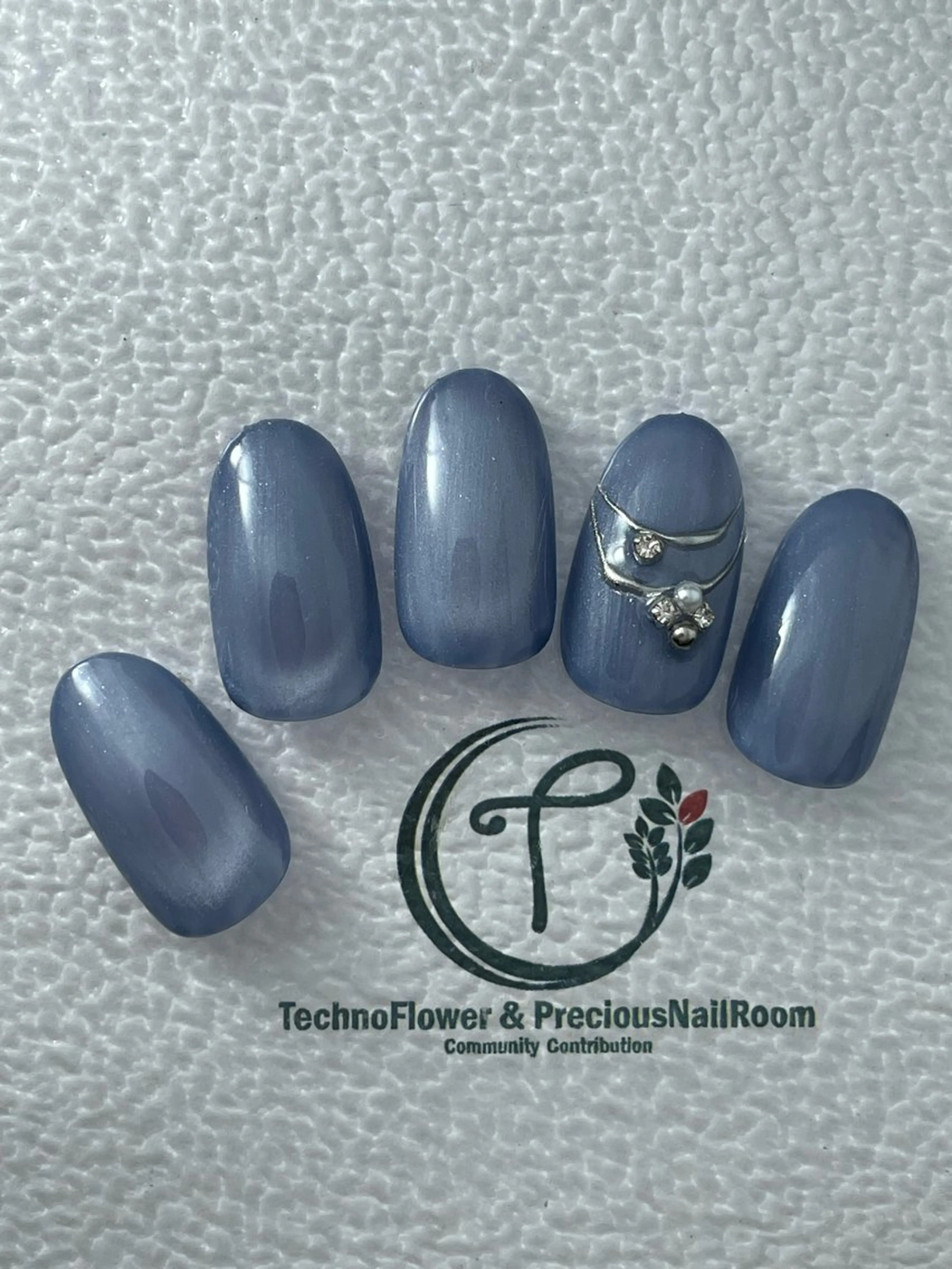 ネイル フラワーネイル ハンドネイル precious nail room所属・precious nail  roomのネイルデザイン