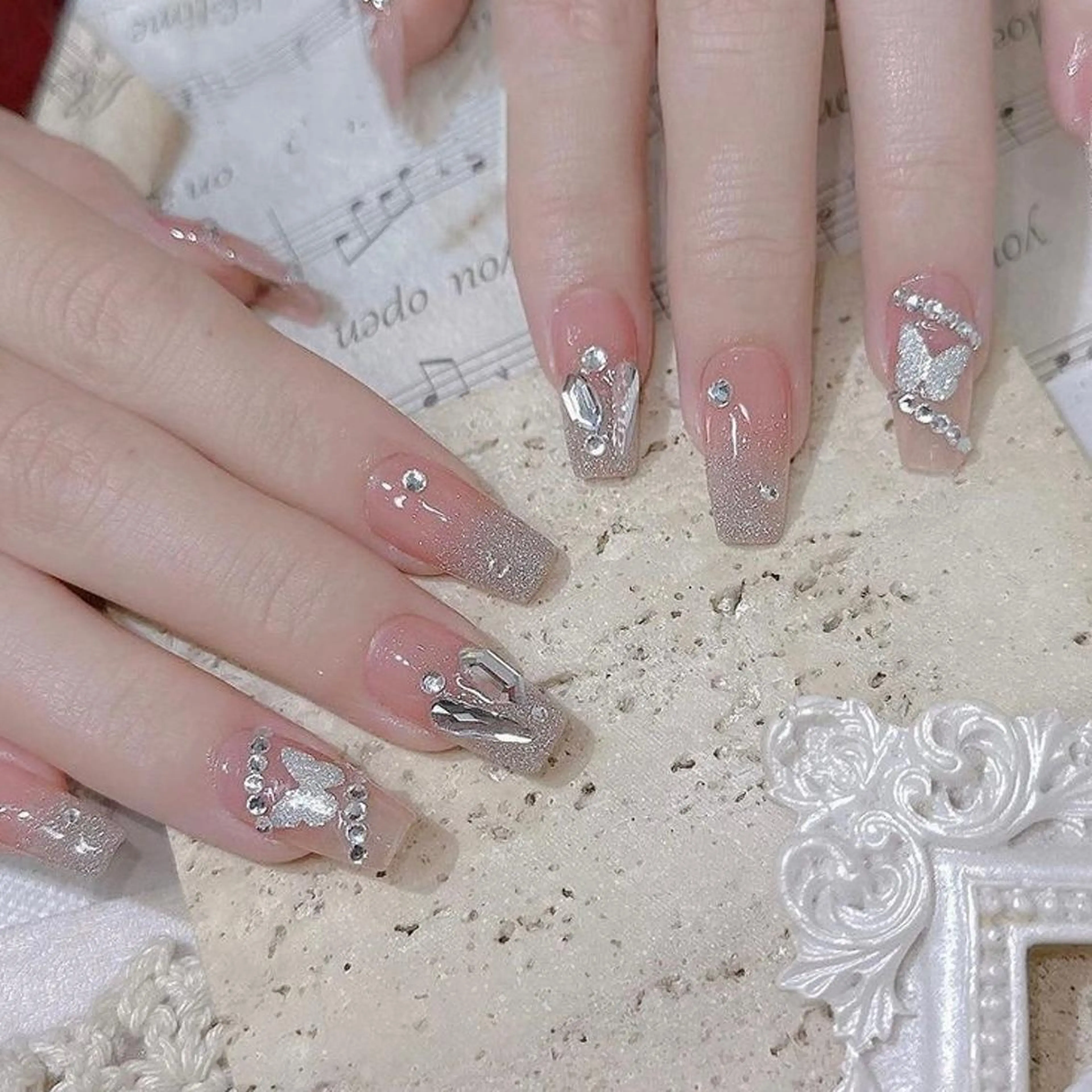 ネイル ラッキーネイルサロン 西川口東口店のネイルデザイン