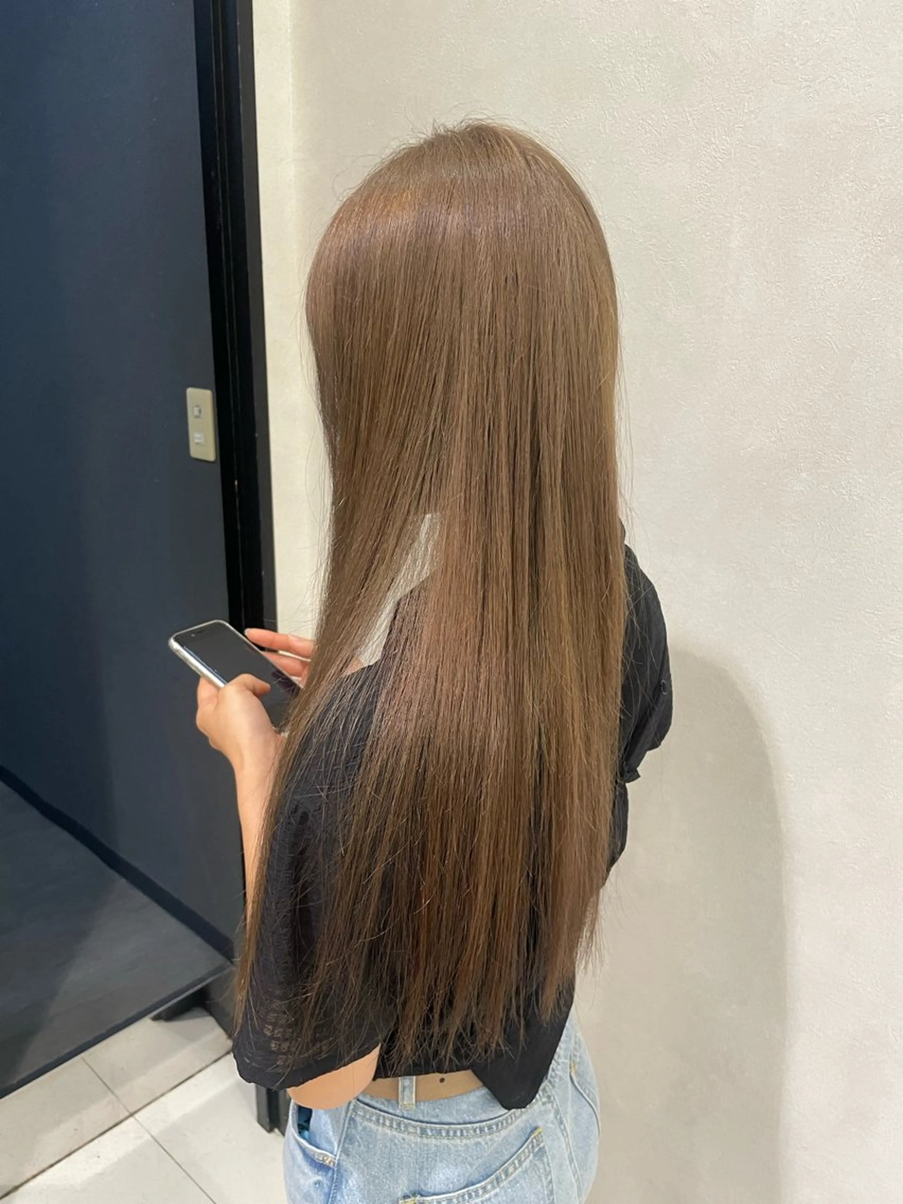 ロング カラー ブリーチ 縮毛矯正 中河 美裕のヘアスタイル