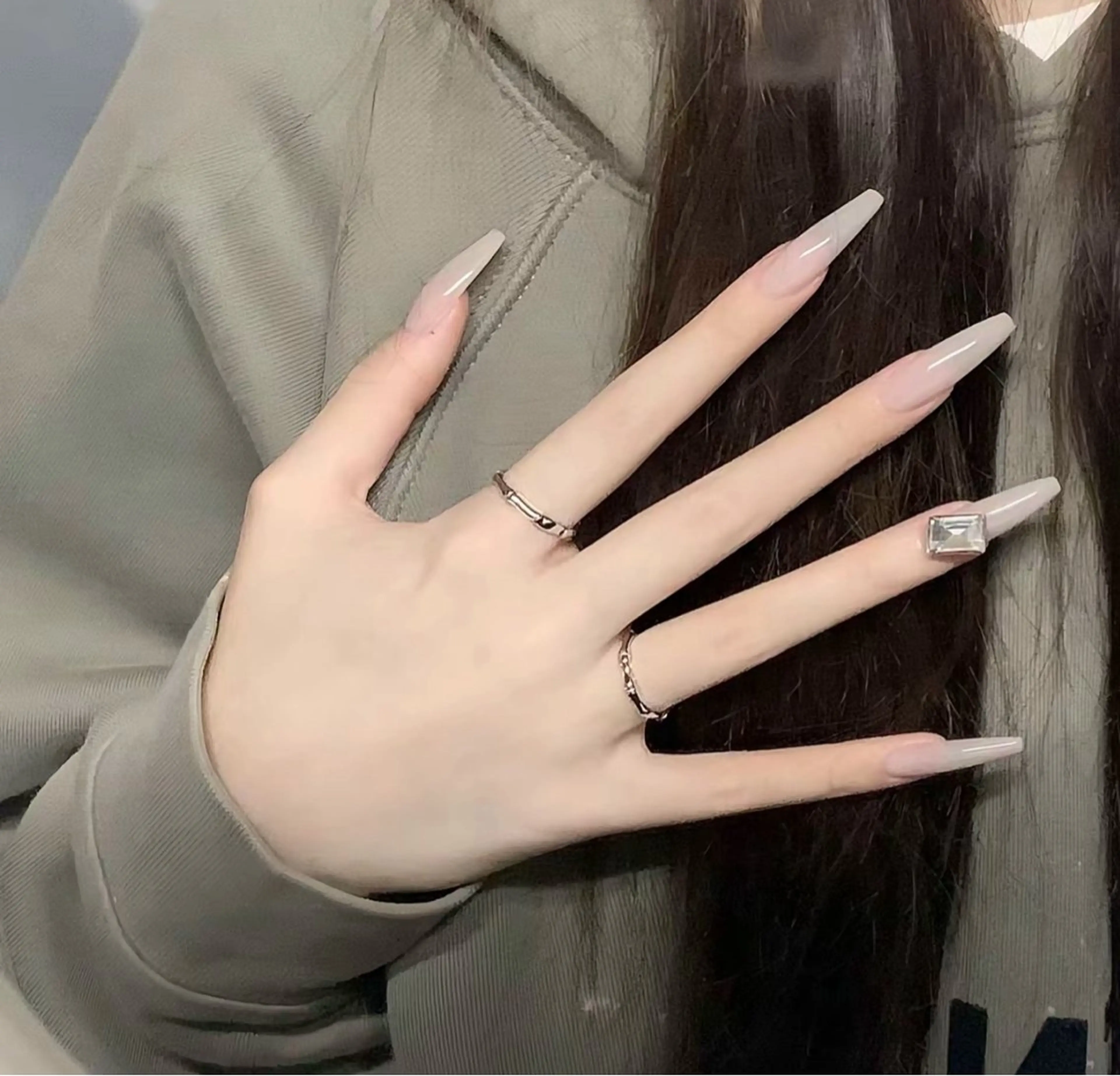 ネイル ハンドネイル 🎀 NaNa_nailのネイルデザイン