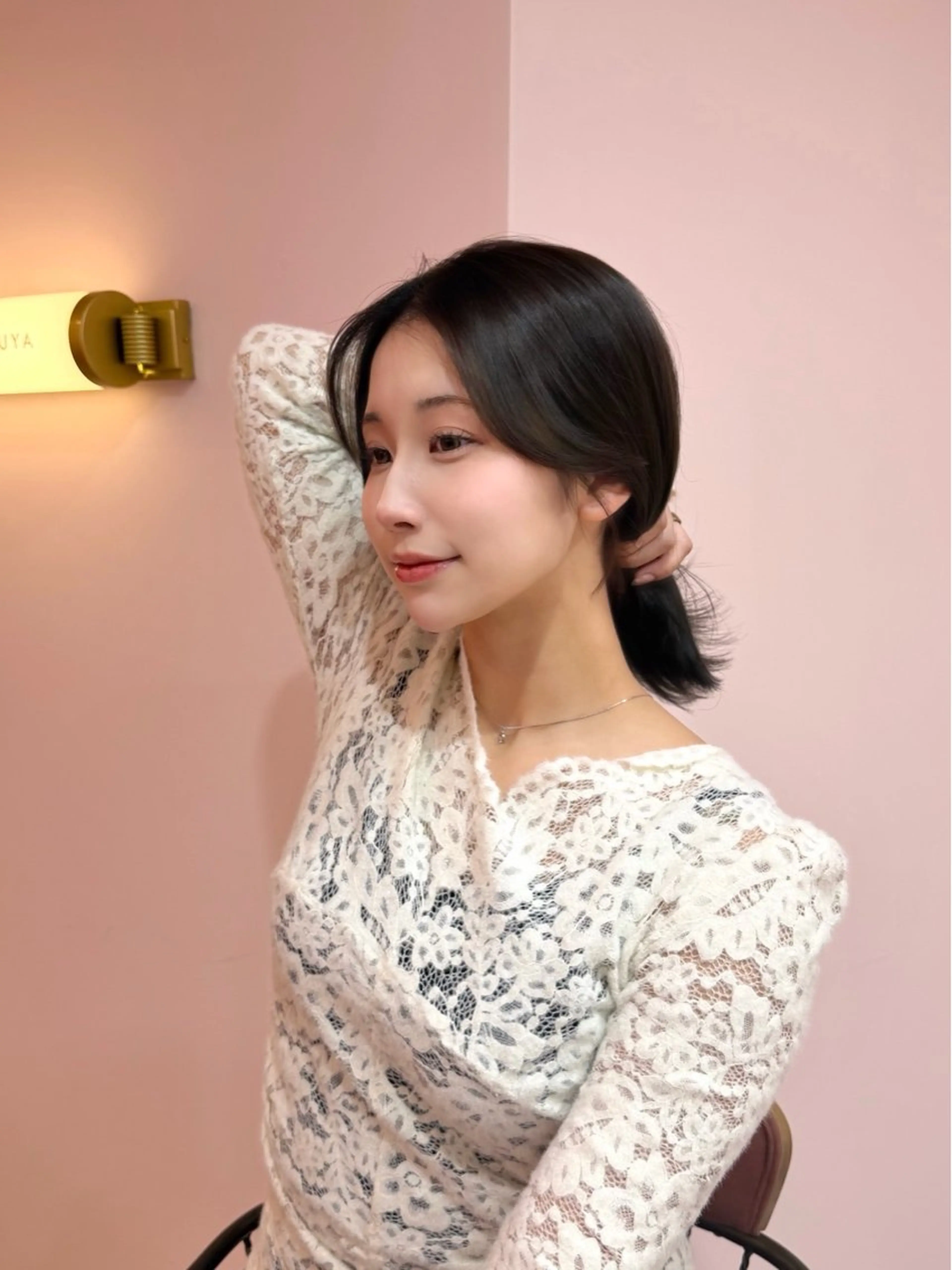 ミディアム チョコレートブラウン くびれヘア 韓国風ヘア カット 盛れるトレンド hair♡Ayakaのヘアスタイル