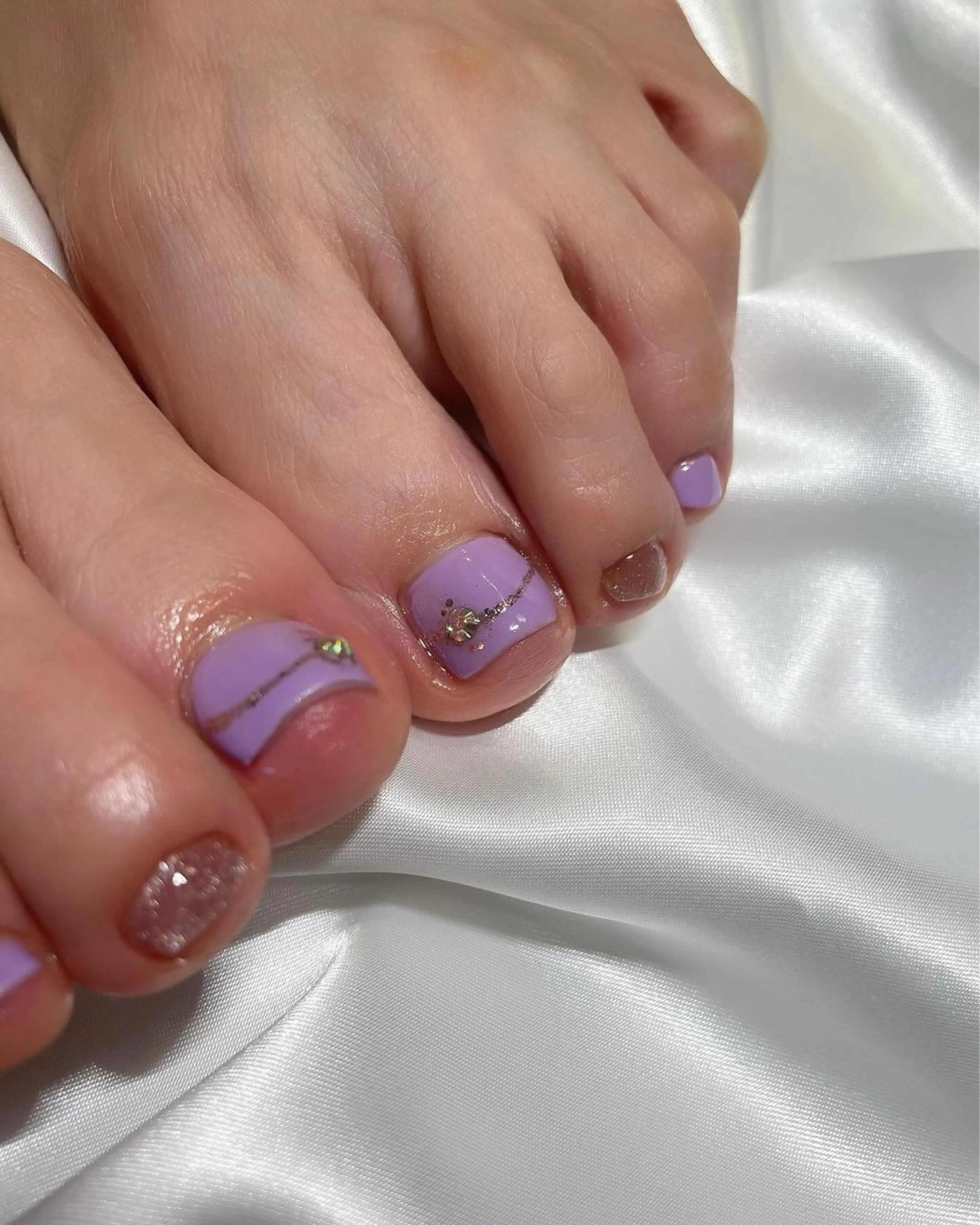 ネイル フットネイル キラキラネイル フットネイル ROPE nail ロペネイルのネイルデザイン