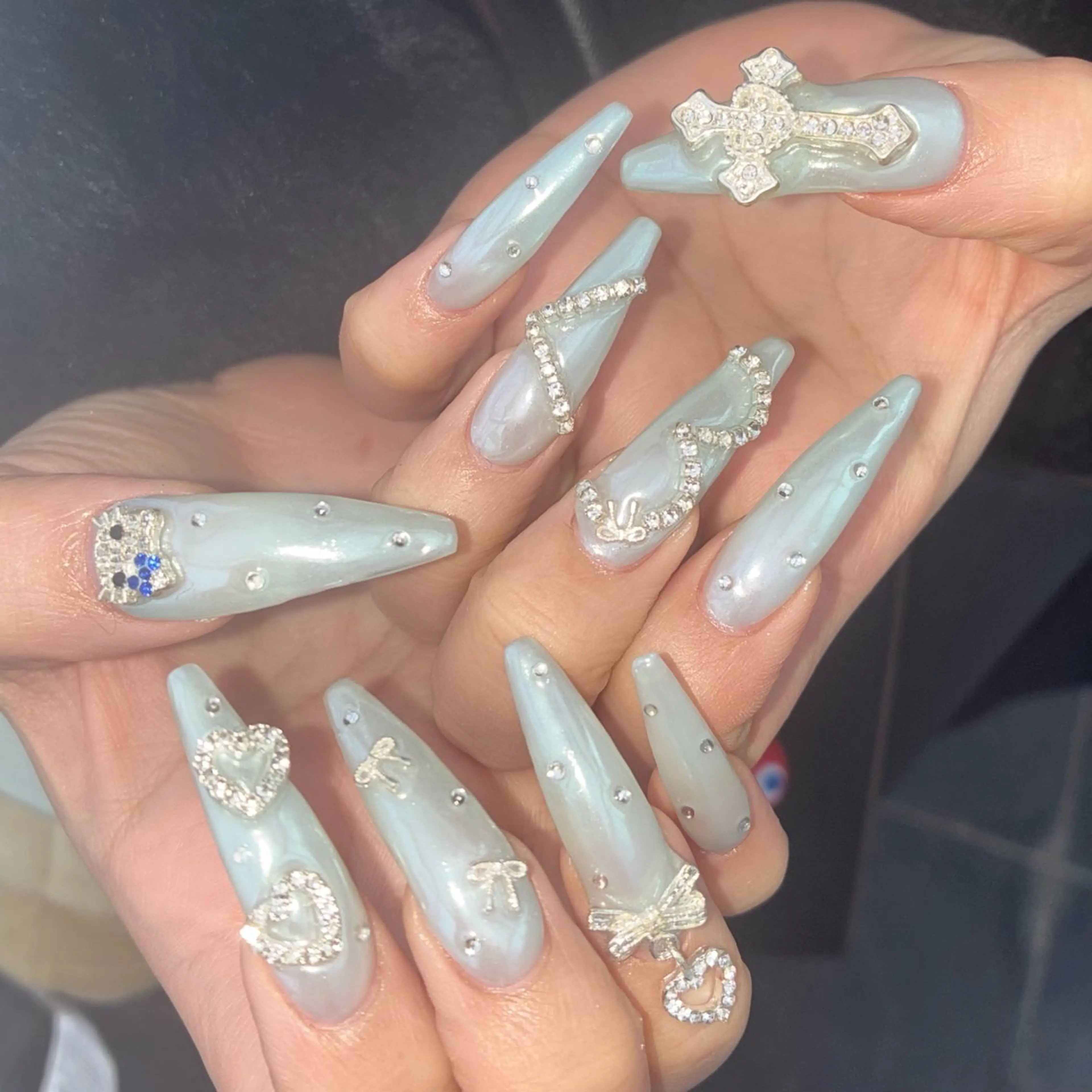 ネイル オーロラネイル ハンドネイル Nail ヌシん家 AKANEのネイルデザイン