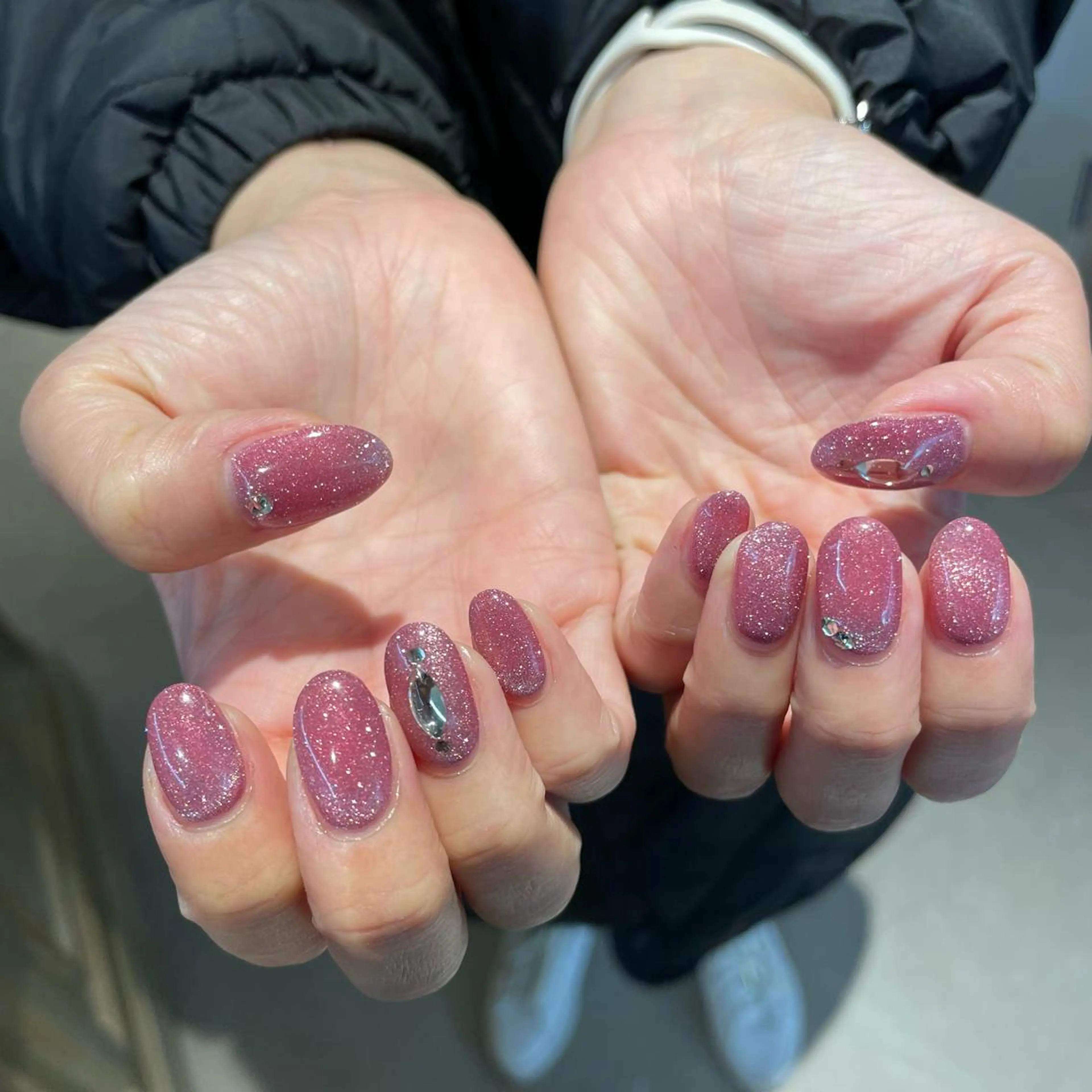 ネイル ﾔｽﾀﾞ ﾐﾅのネイルデザイン