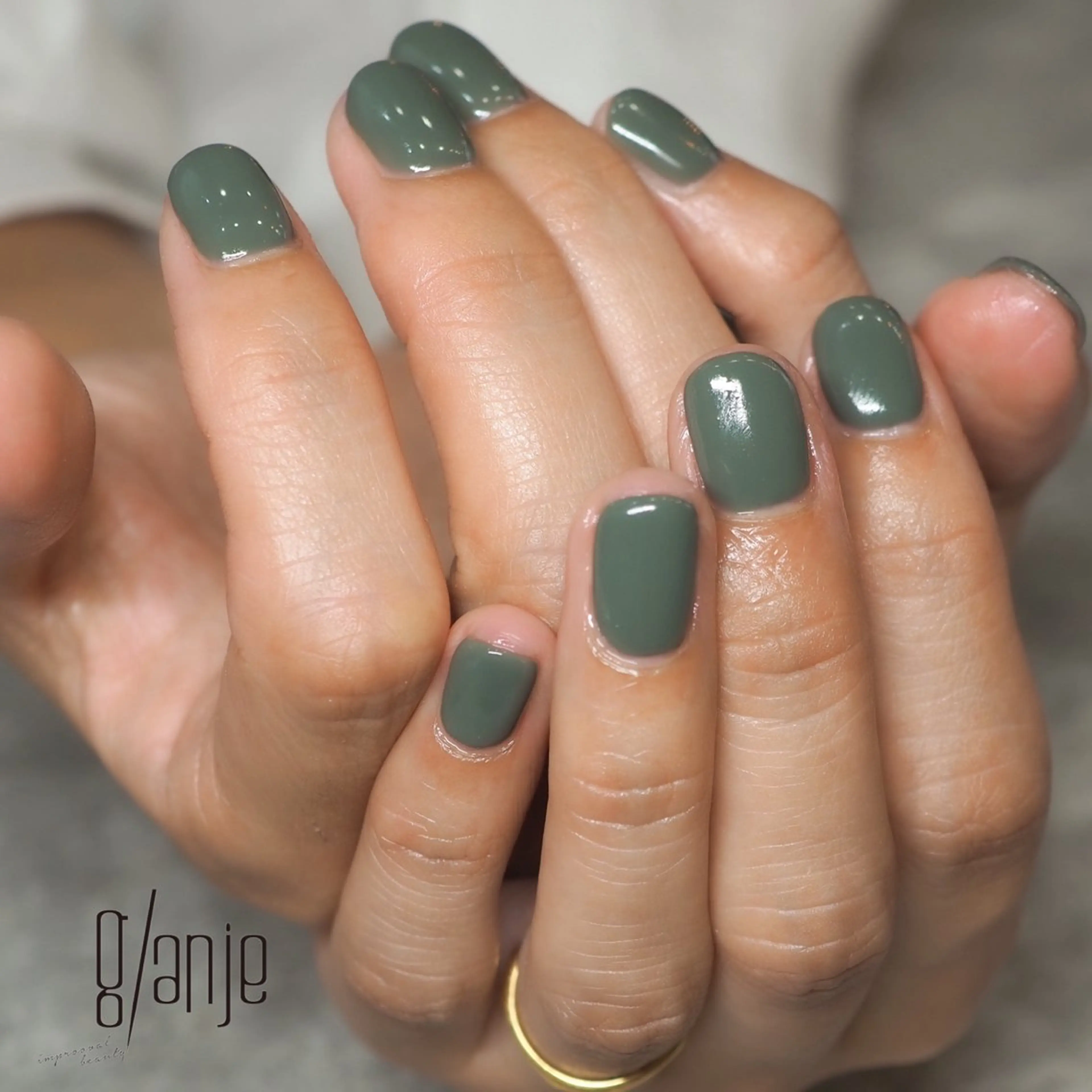 ネイル glaNje shioriのネイルデザイン