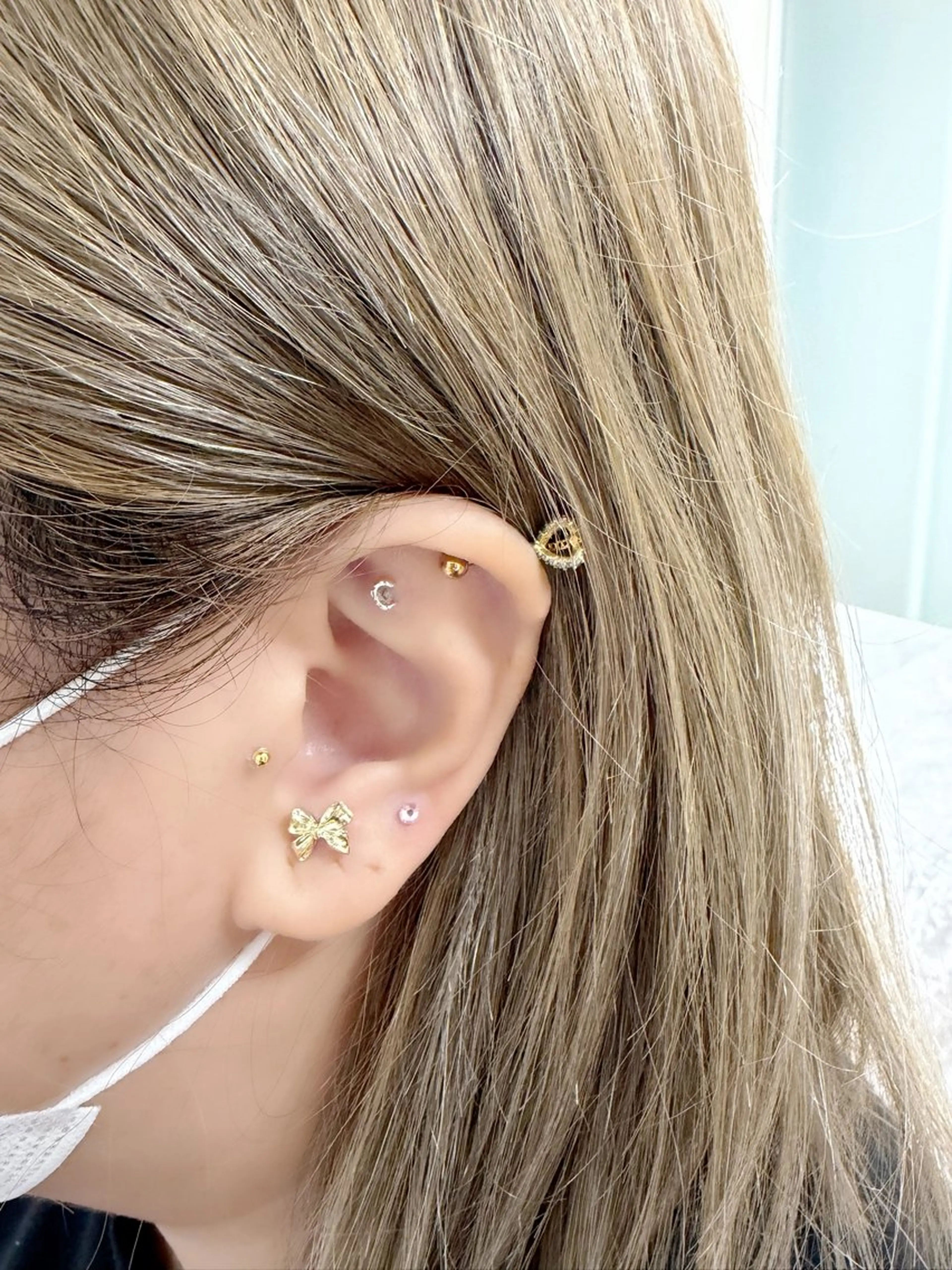 耳つぼジュエリー💎 耳つぼのみでご予約の方10粒¥3300(追加1粒¥100)の写真