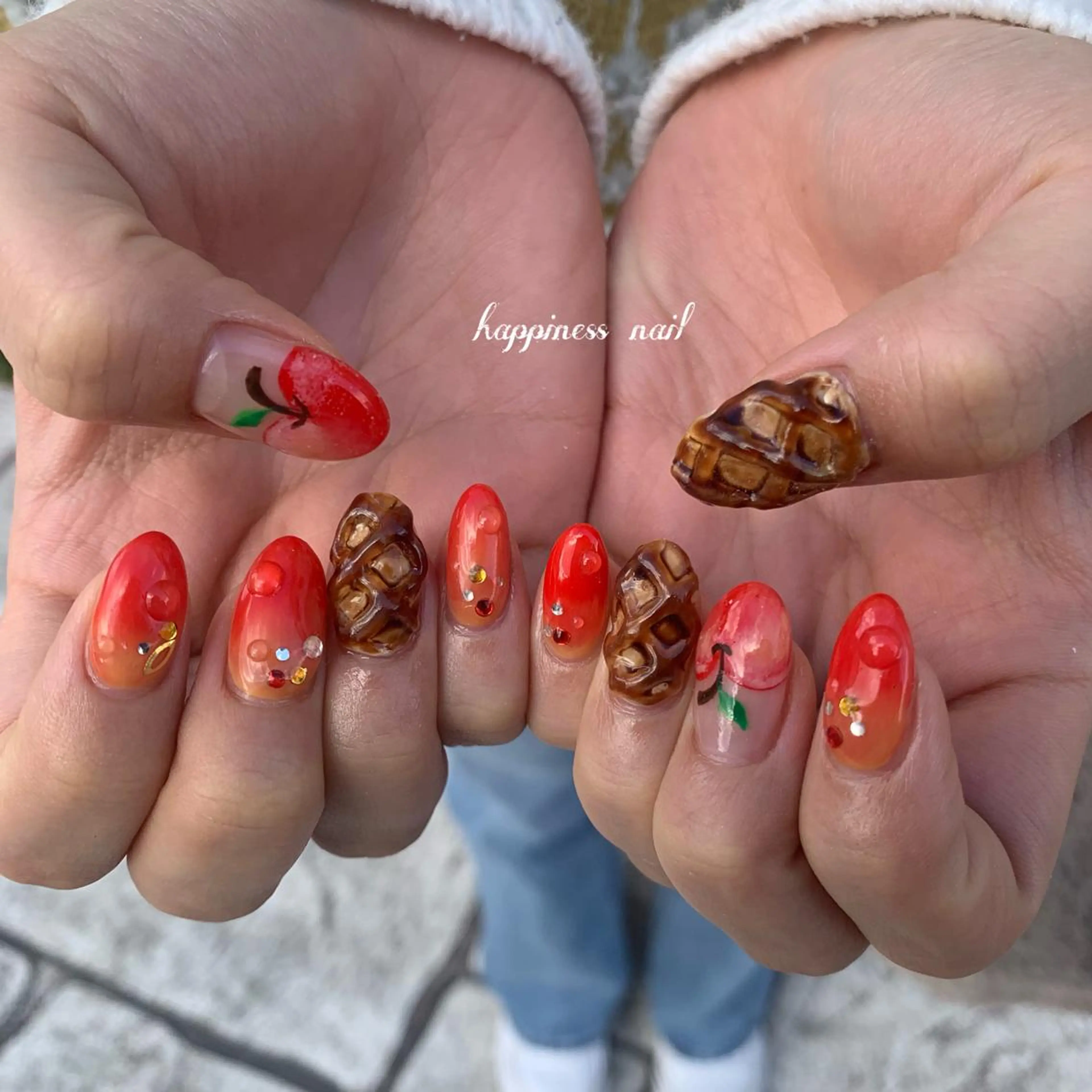 ネイル happiness nailのネイルデザイン