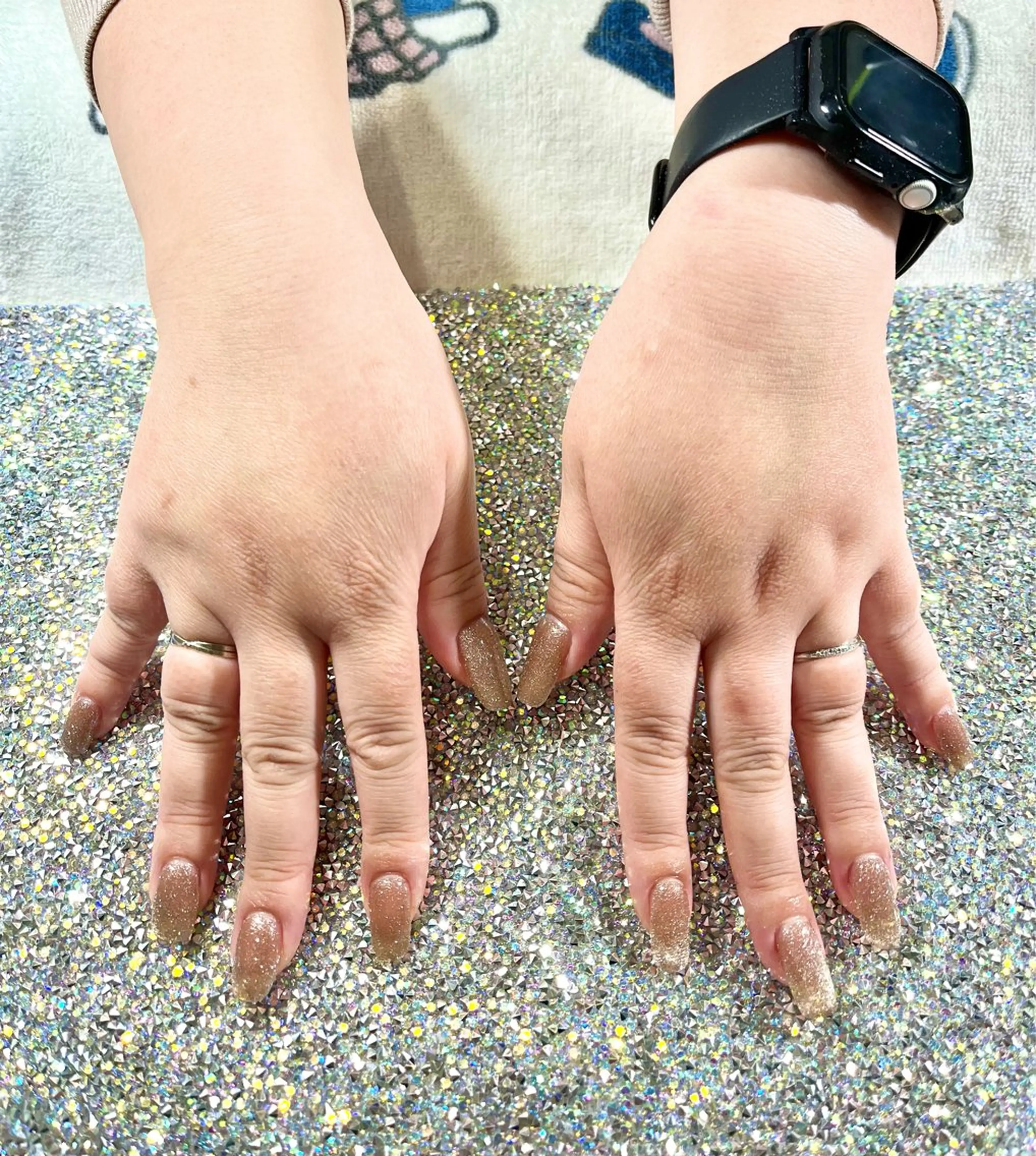 ネイル 長さ出し ゴールド キラキラネイル ラメ(グリッター) マグネットネイル ハンドネイル Tairacchi ﾀｲﾗｯﾁのエステ・リラクイメージ