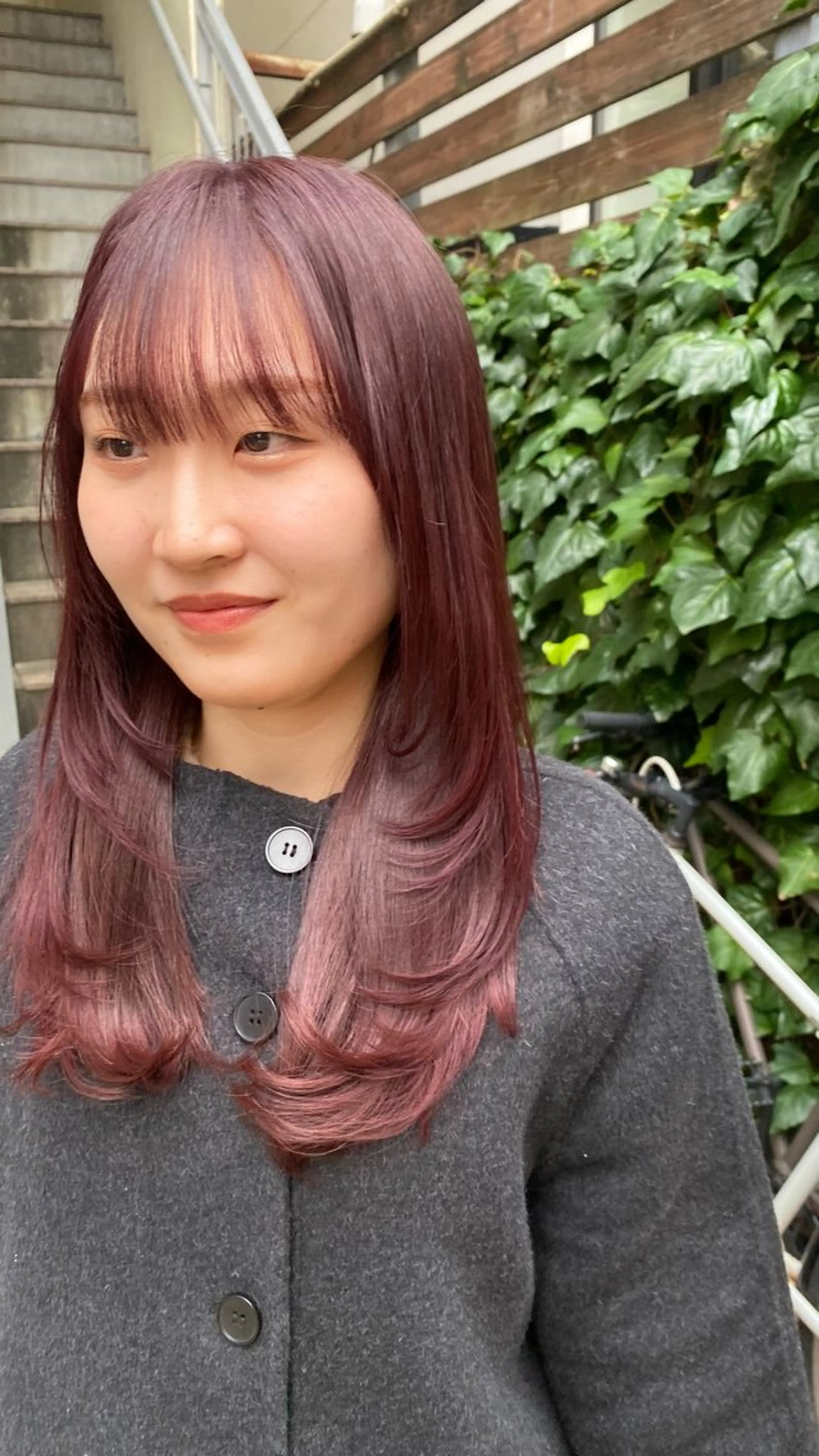 セミロング rika 🪄透明感/艶髪のヘアスタイル