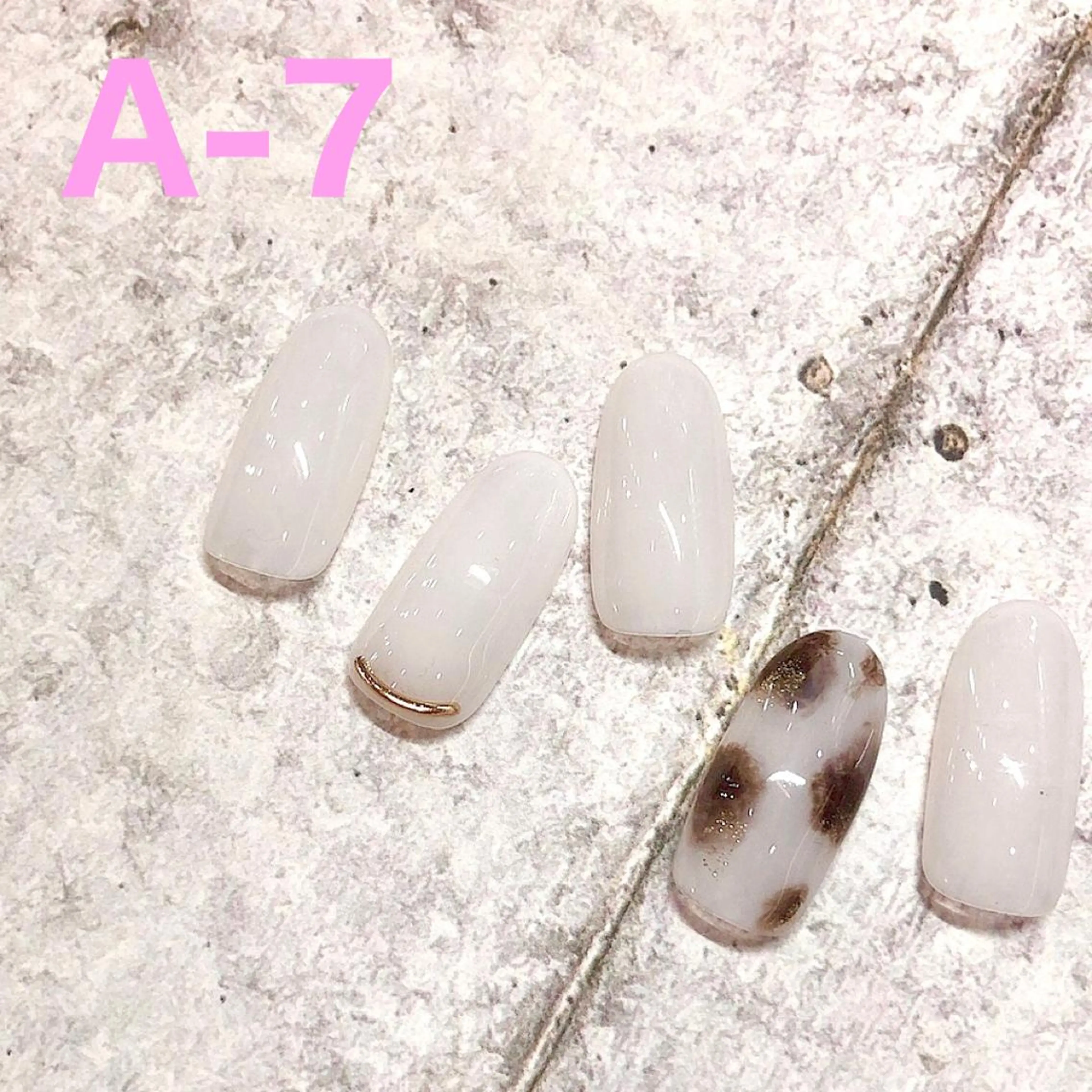 ネイル Richelle eyelash&nail 横浜店所属・二宮 はなのネイルデザイン