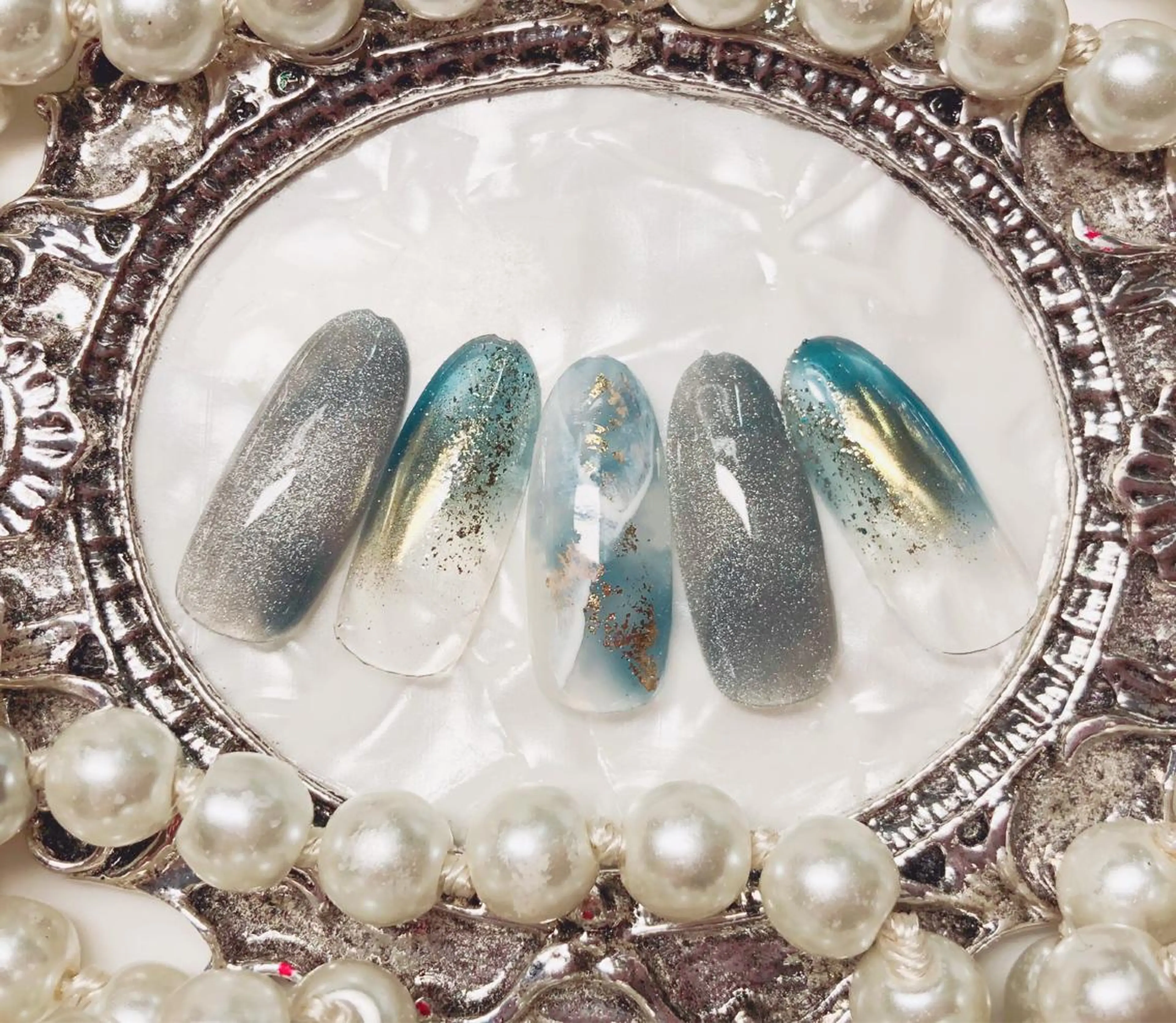 ネイル ハンドネイル マジックミラー所属・マジック ミラーのネイルデザイン