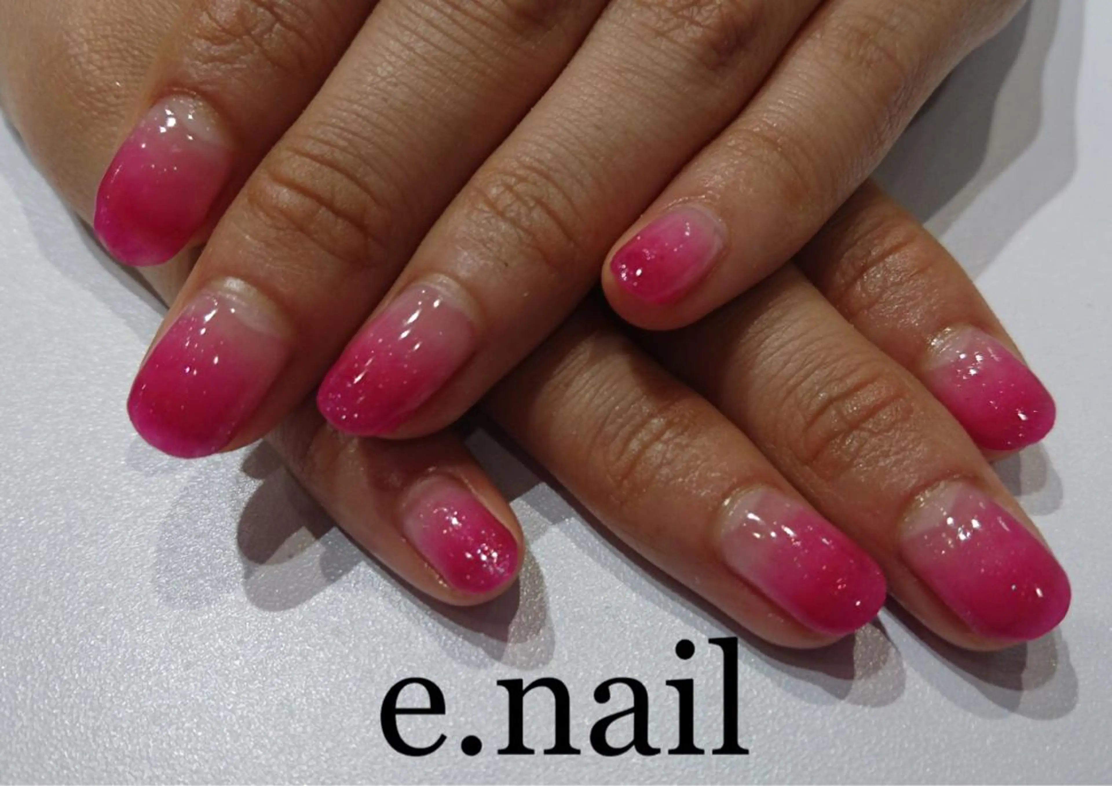 e.nail所属・和賀井 恵理のネイルデザイン