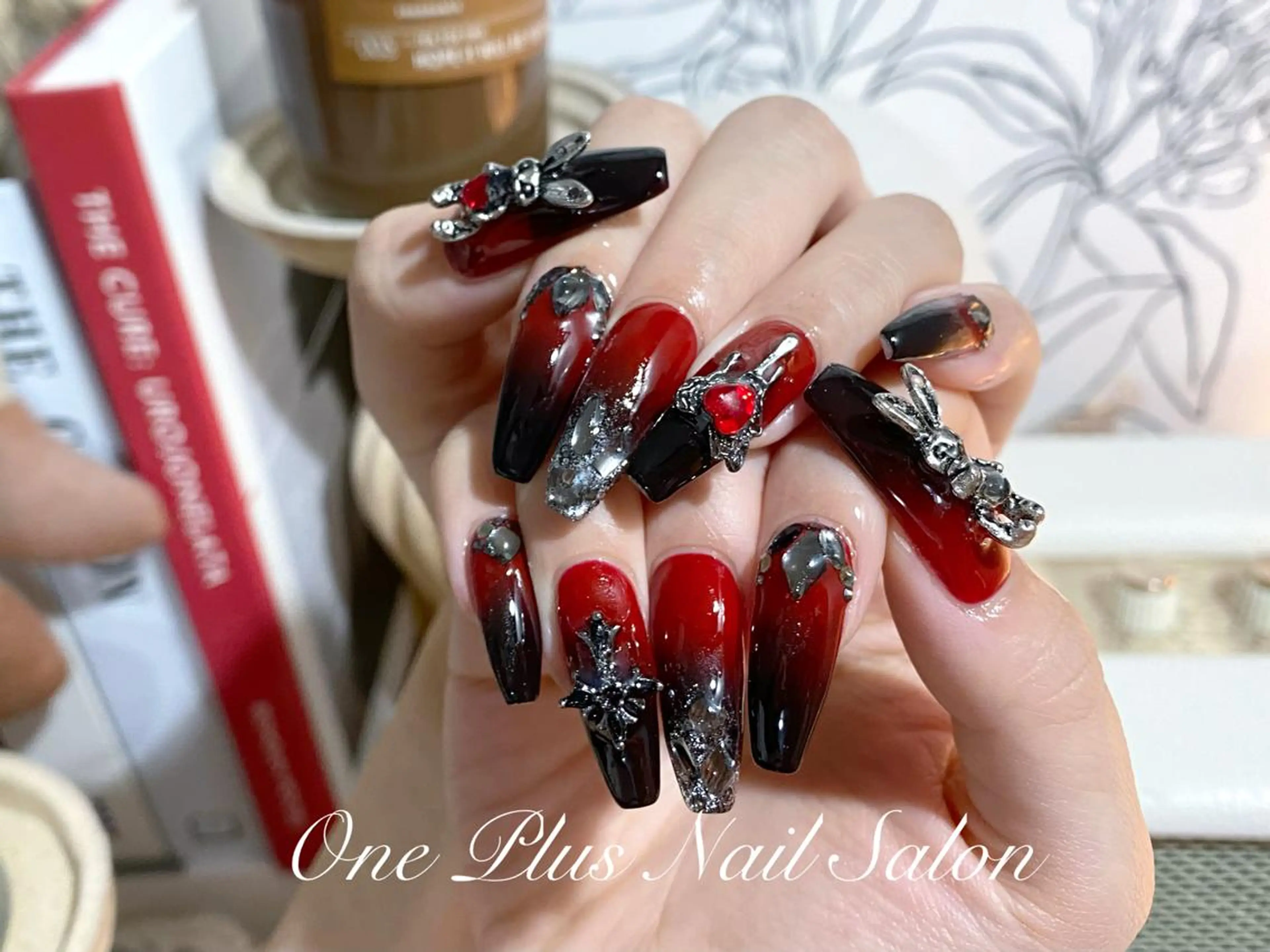 ネイル ハンドネイル One plus あやのネイルデザイン