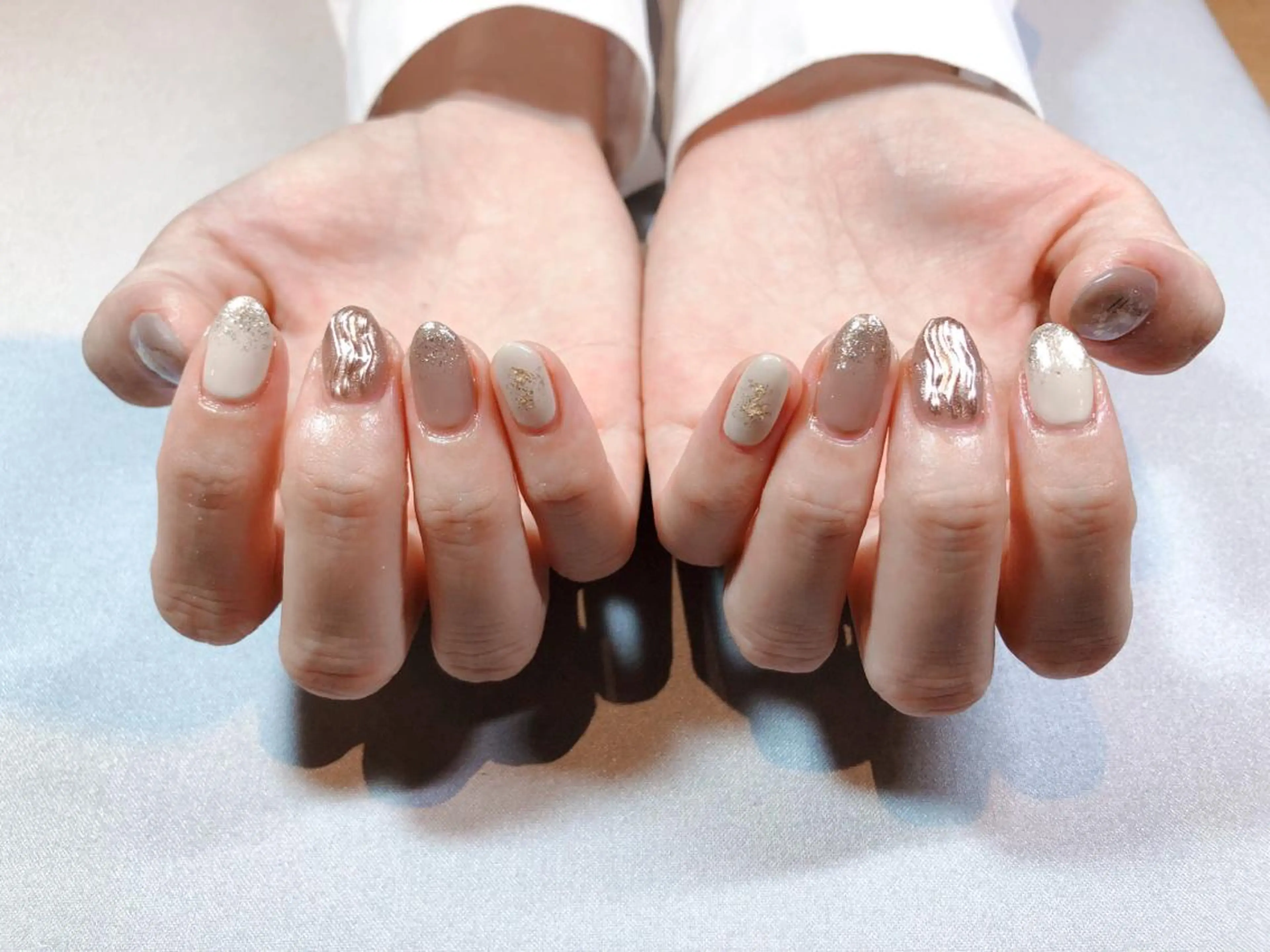 ネイル iiloo aromaworksのネイルデザイン