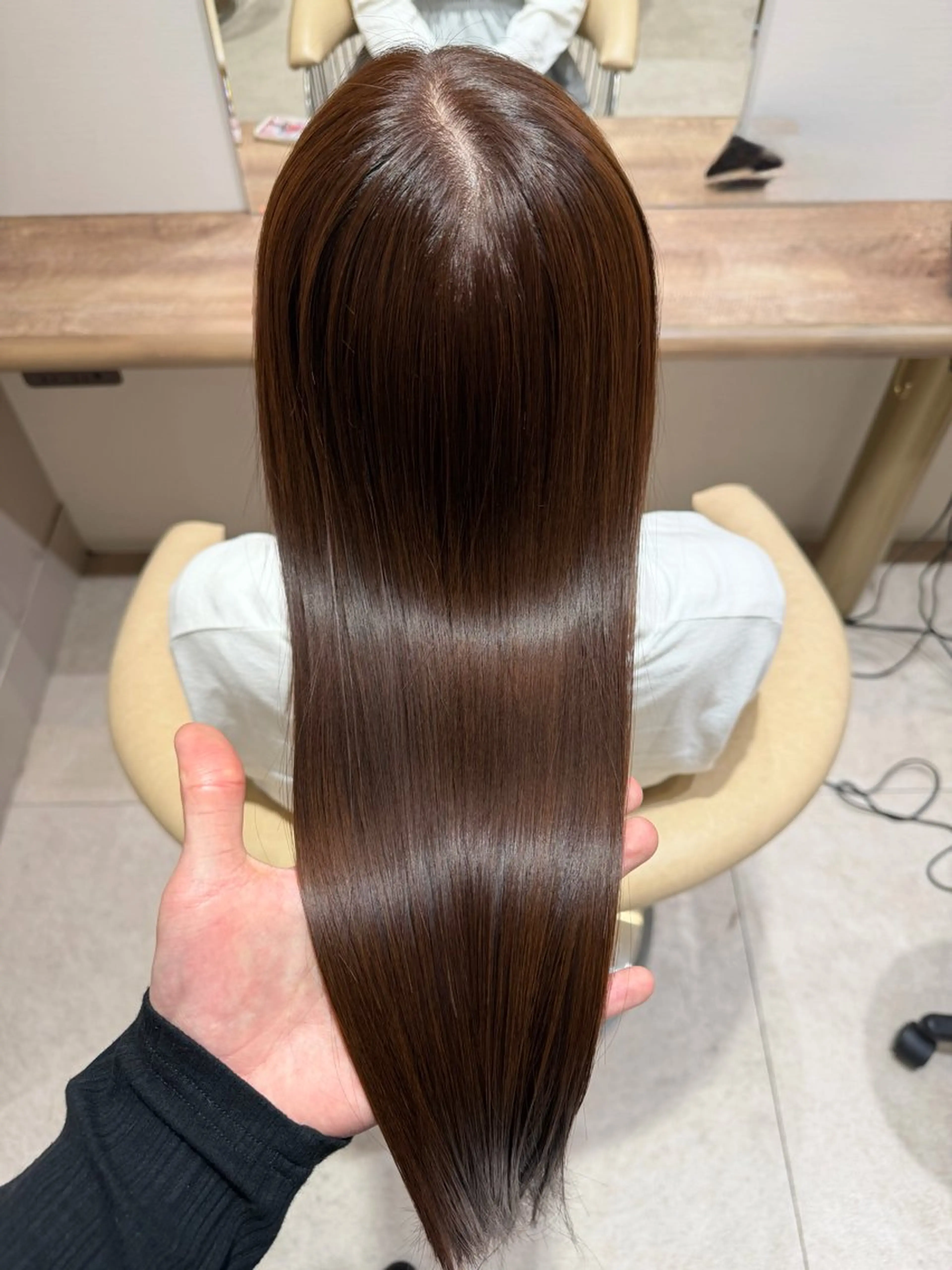 ロング カラー カット ヘアカラー トリートメント とろける艶髪レイヤー カット髪質改善しゅんのヘアスタイル