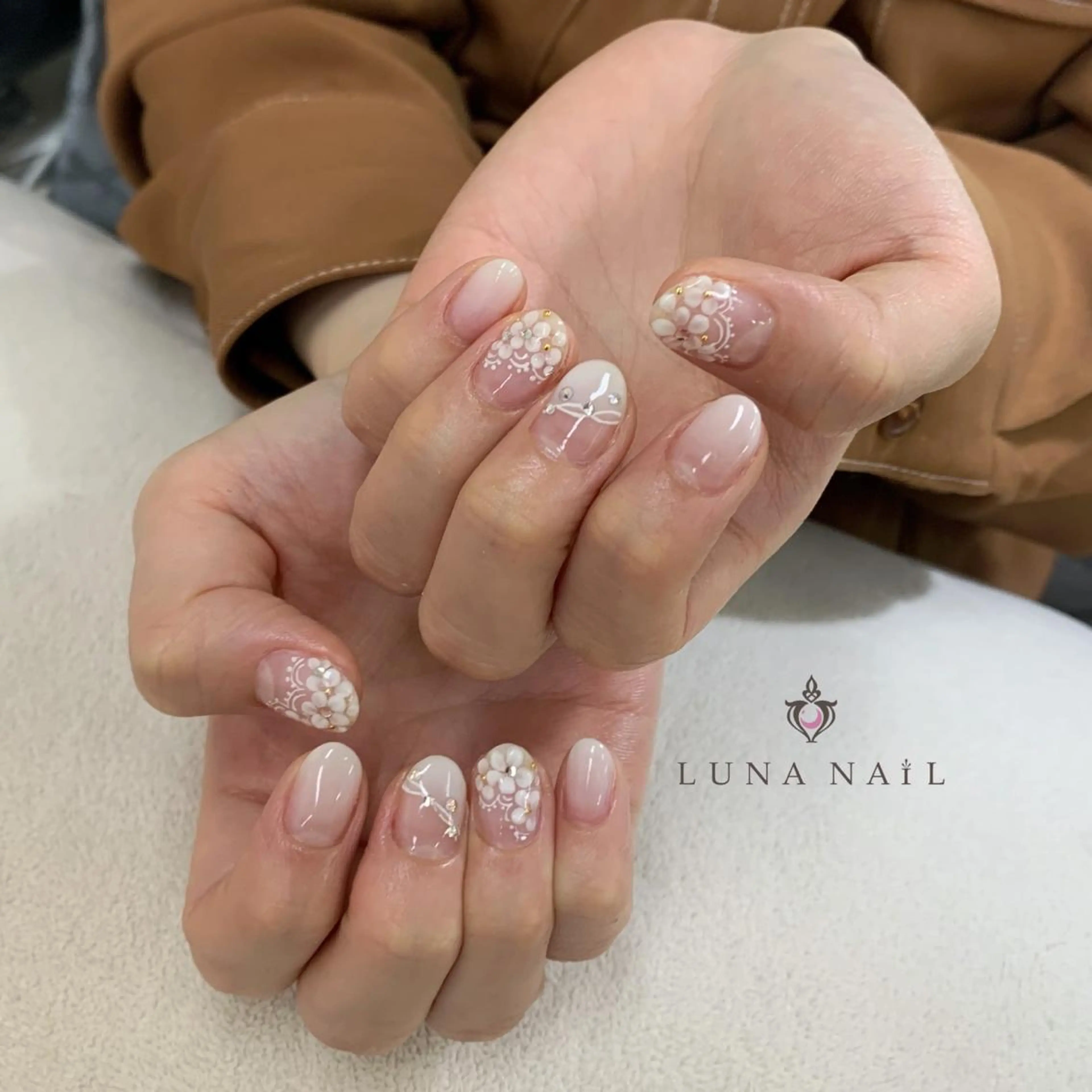 ネイル ハンドネイル アトリエ　ミモザ所属・いまむら あかりのネイルデザイン