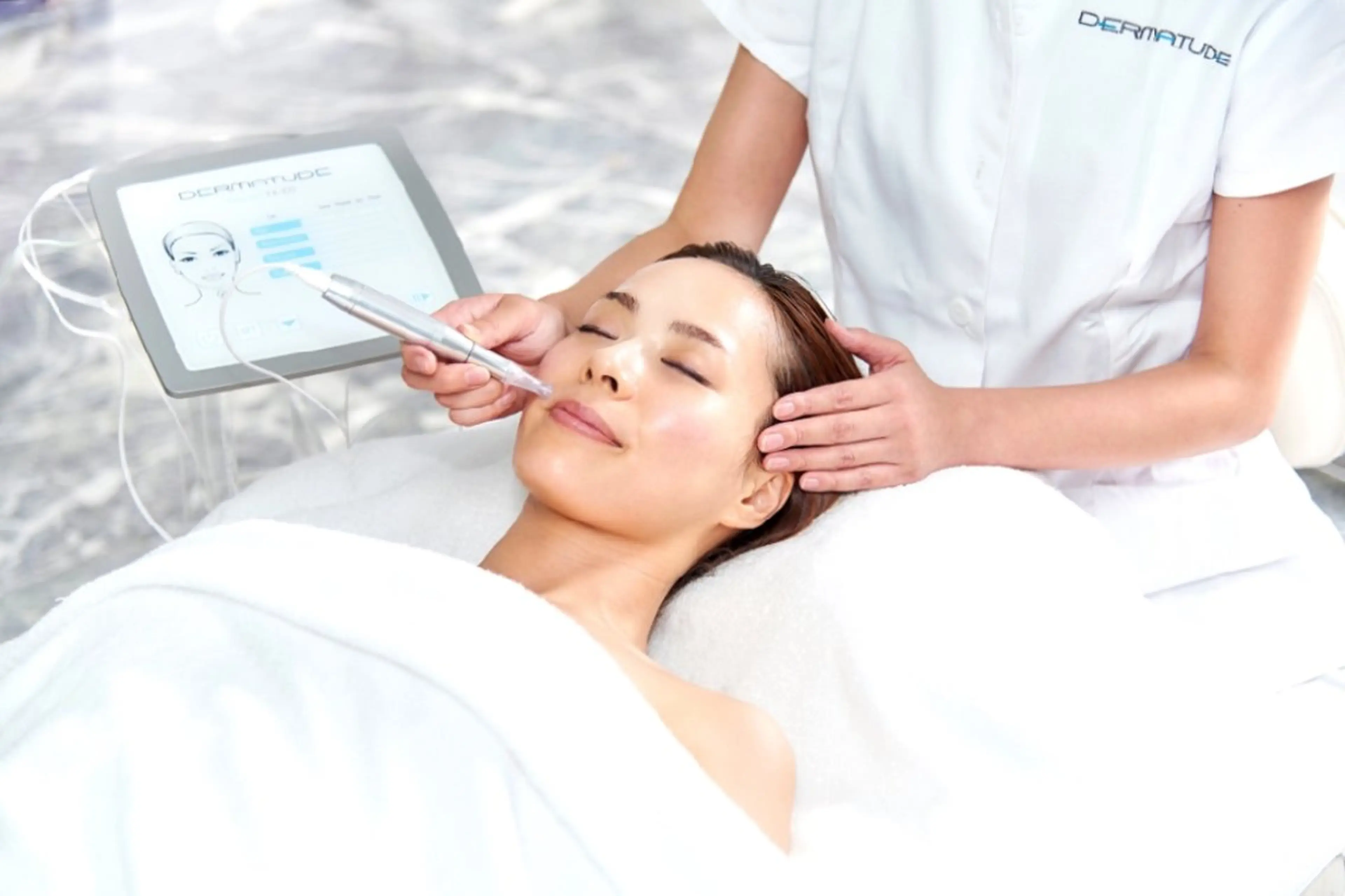 💎25才以上の方初回限定コース💎エステ版ダーマペンのスペシャルエイジングケア✨小顔、シミ、シワ・たるみ改善効果大‼️の写真