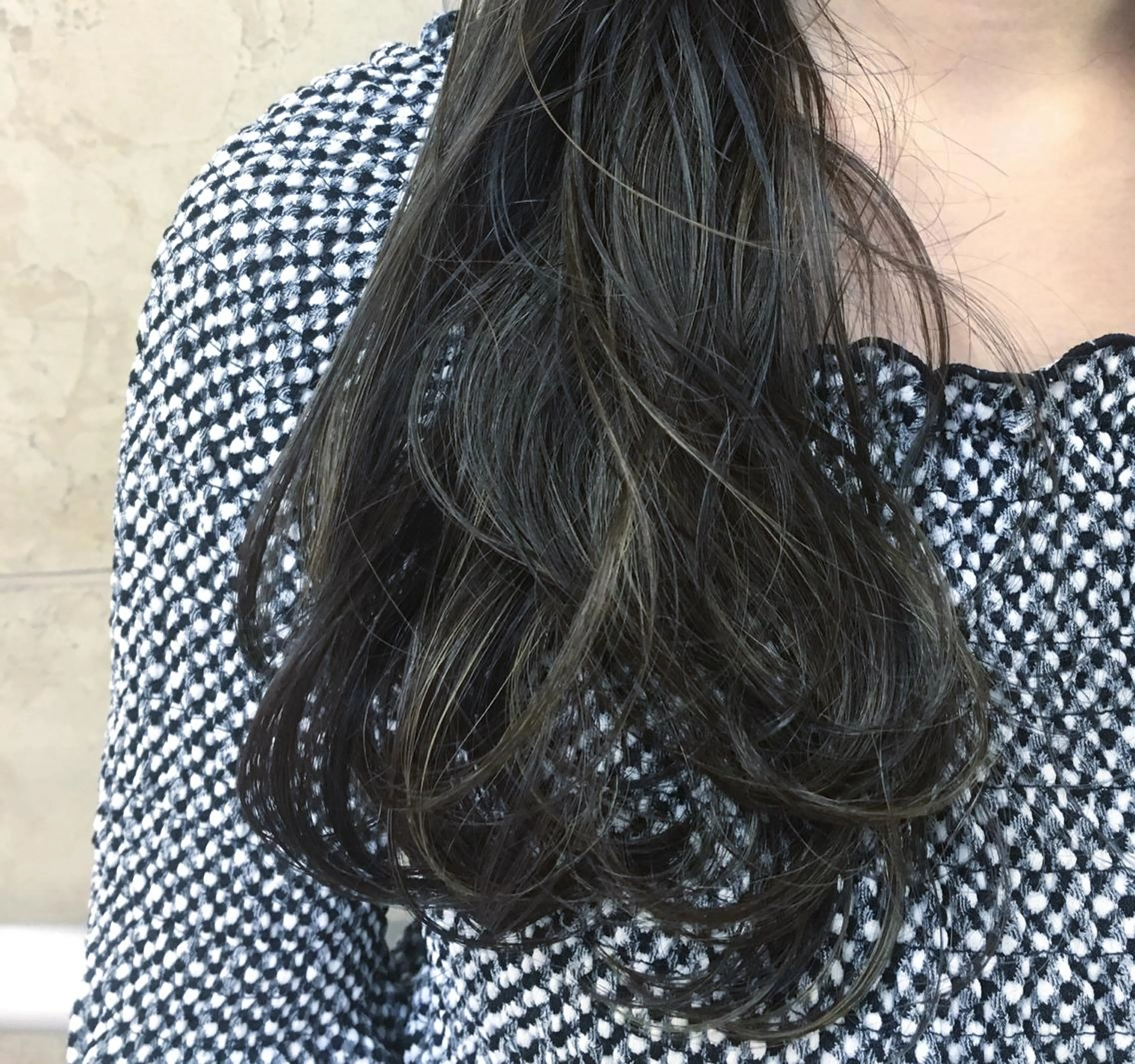 ミディアム カラー カット ヘアカラー トリートメント 菅村 勇亮のヘアスタイル