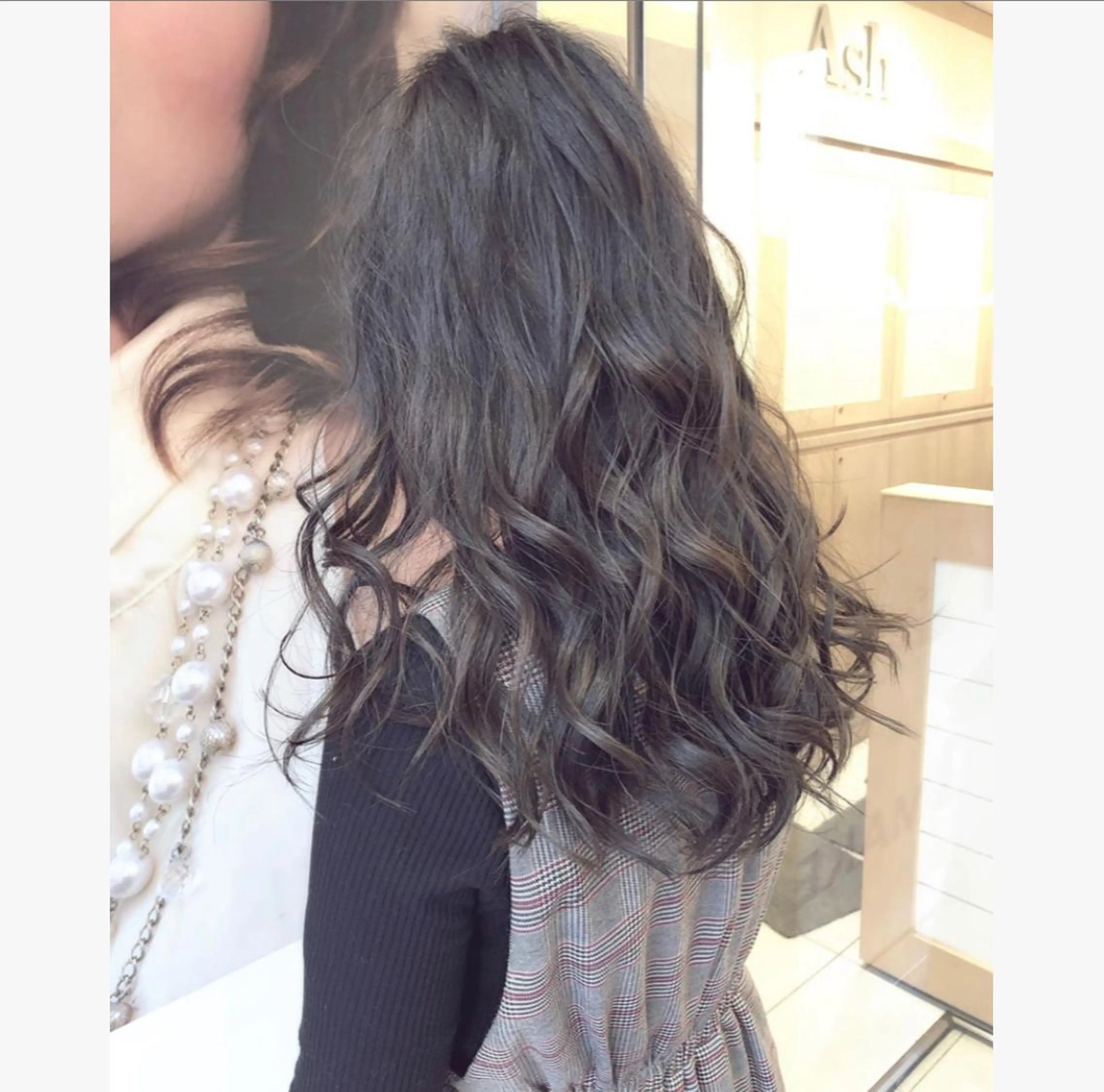 ロング カラー ヘアカラー トリートメント 店長ハイトーンカラー 柞山史奈のヘアスタイル