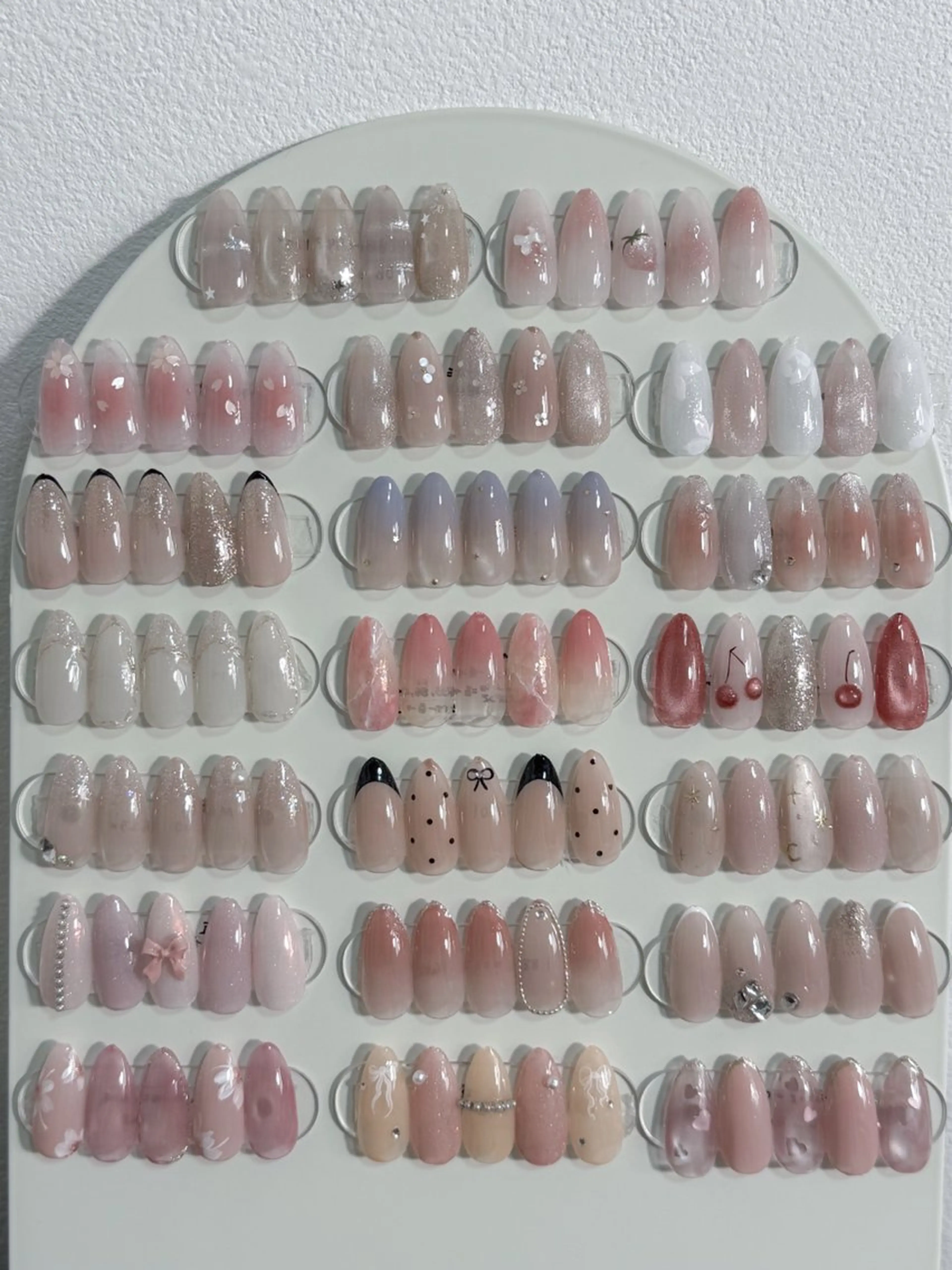 ネイル ハンドネイル miryeonail ミリョネイルのネイルデザイン