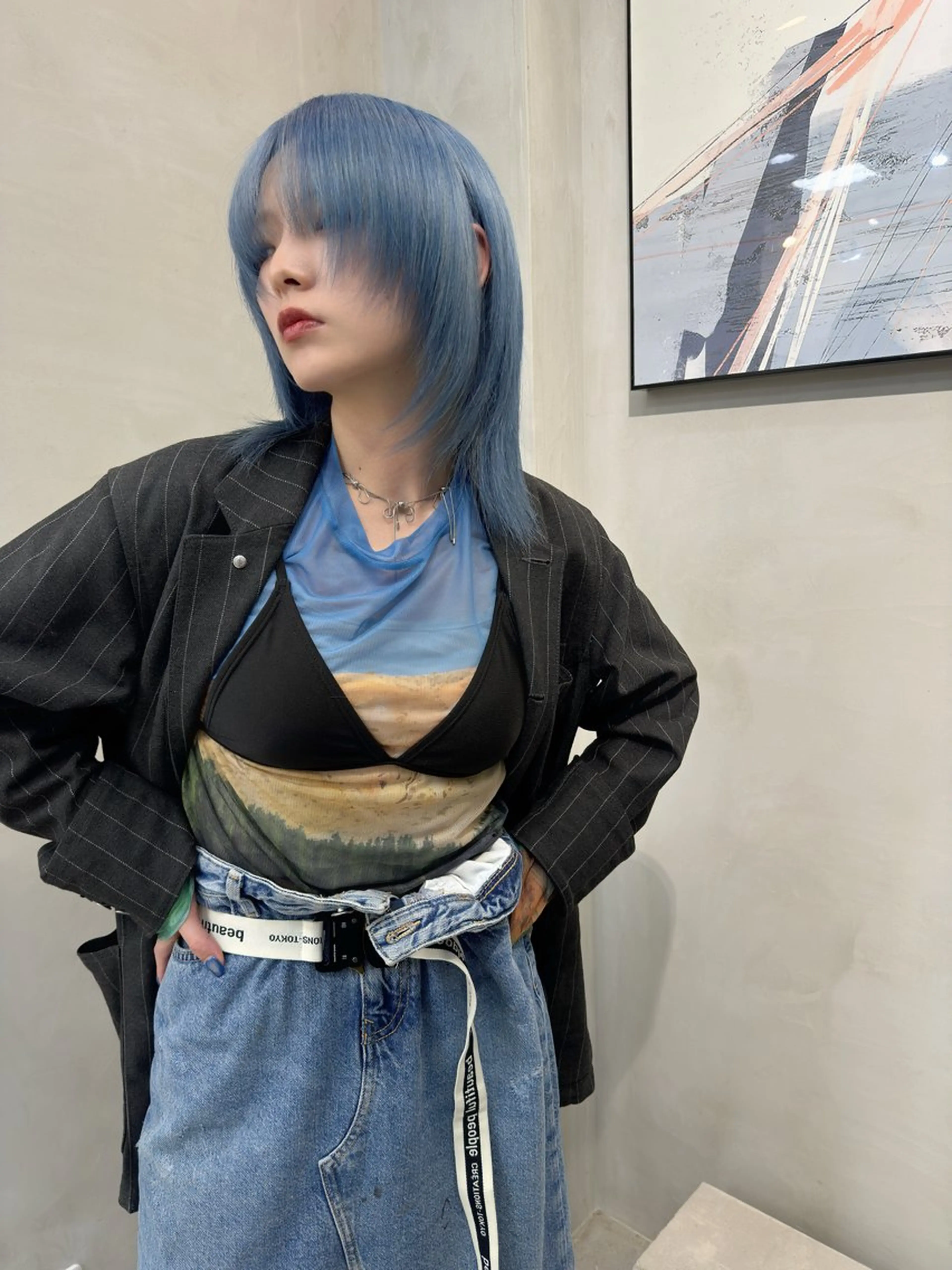 カラー ブルーカラー ヘアカラー エフェクトブリーチ /ウルフ/クワさんのヘアスタイル