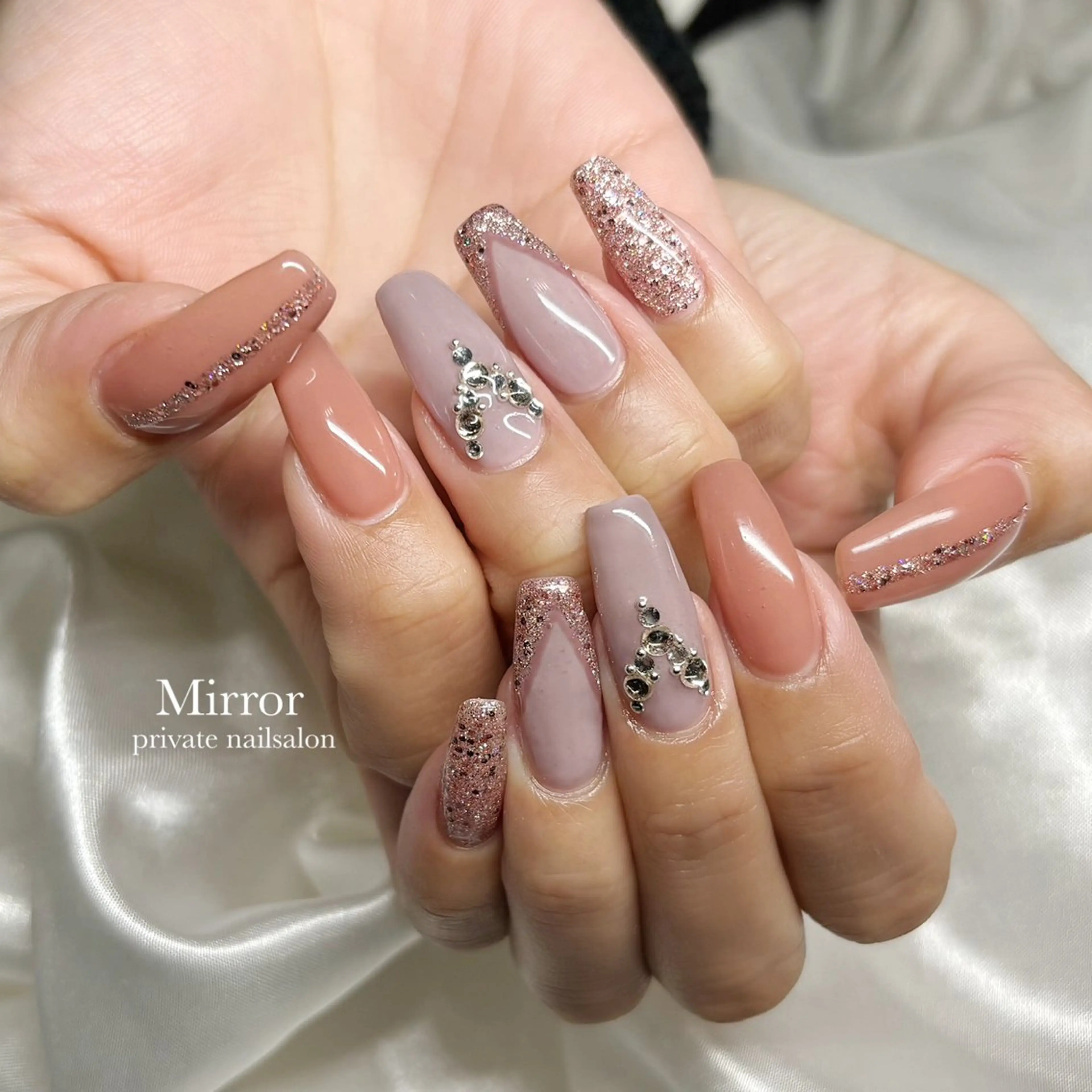 ネイル ハンドネイル nailsalon Mirrorのネイルデザイン